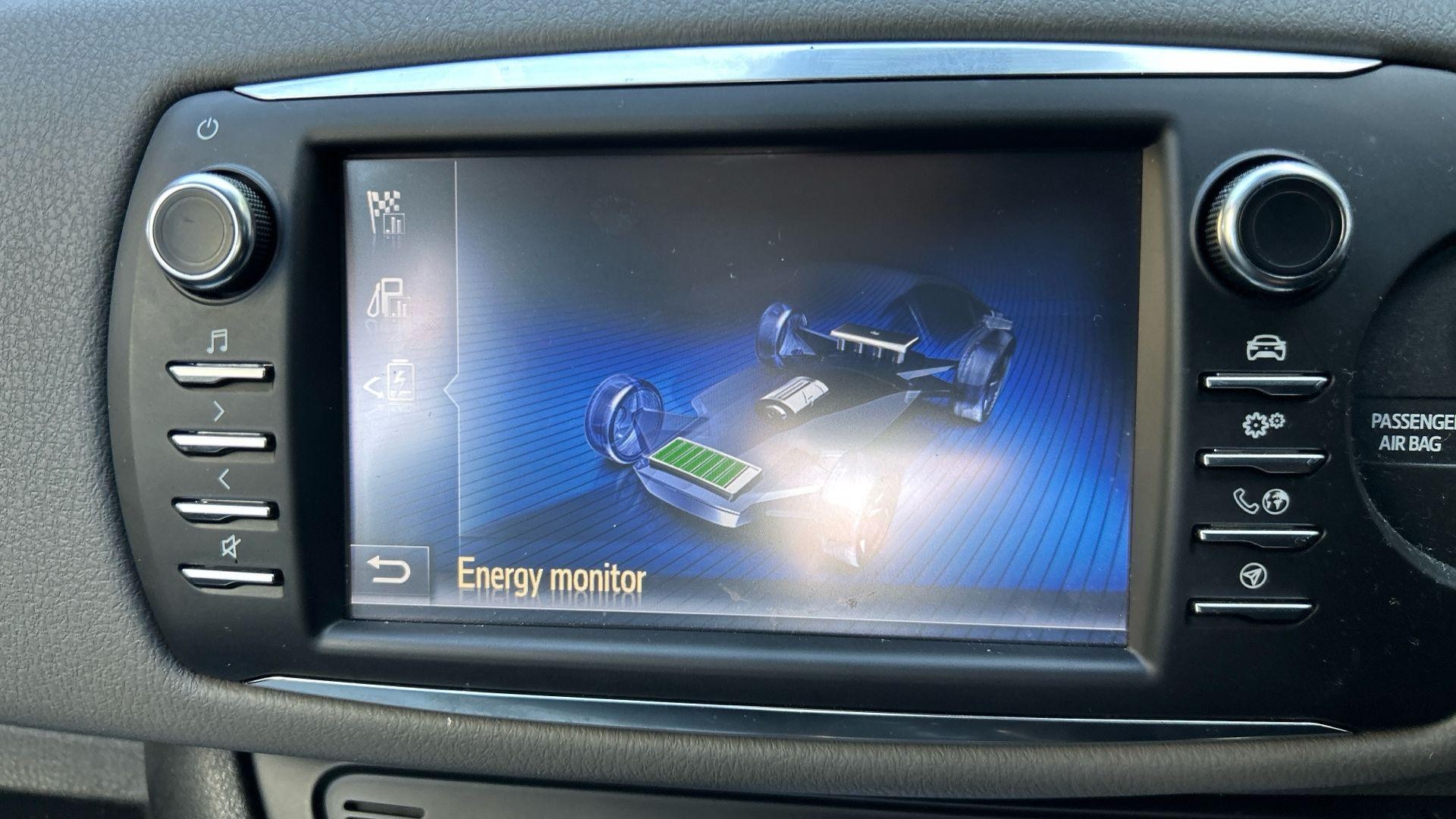 Toyota Yaris Image 22