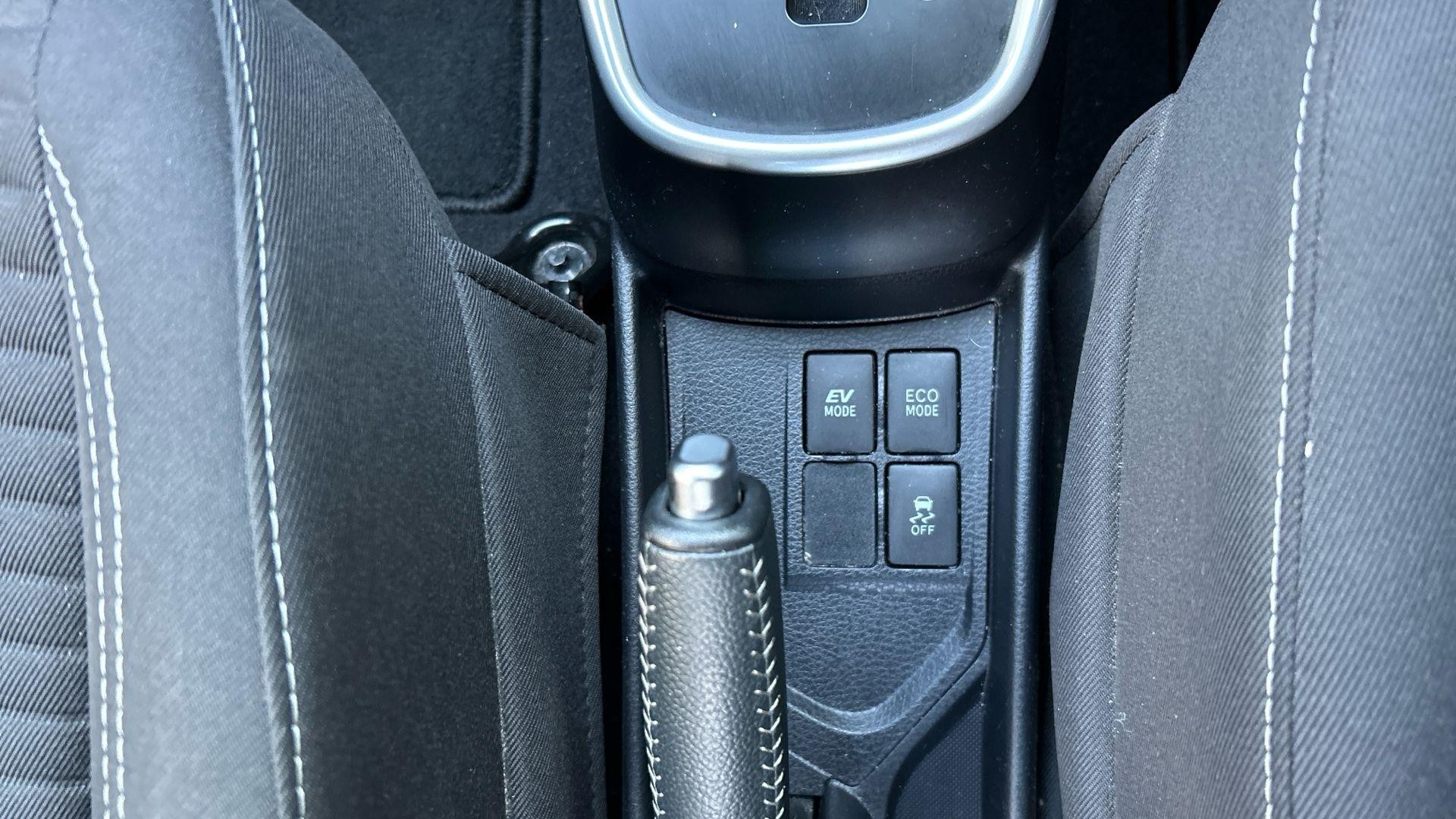 Toyota Yaris Image 34