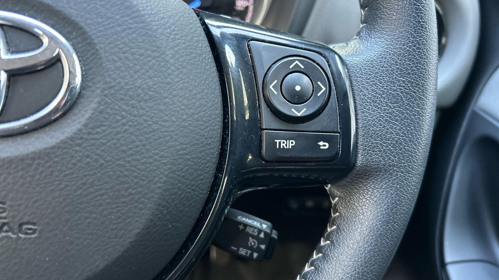 Toyota Yaris Image 40