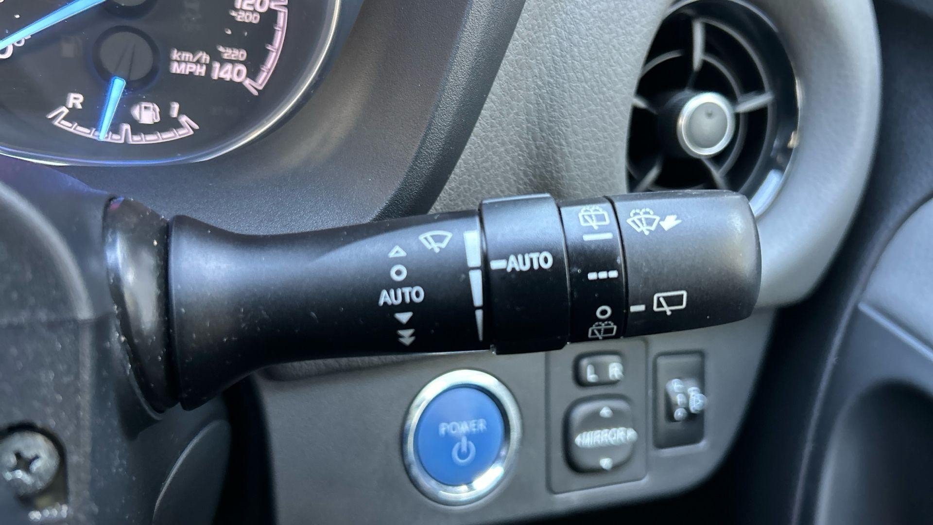 Toyota Yaris Image 41