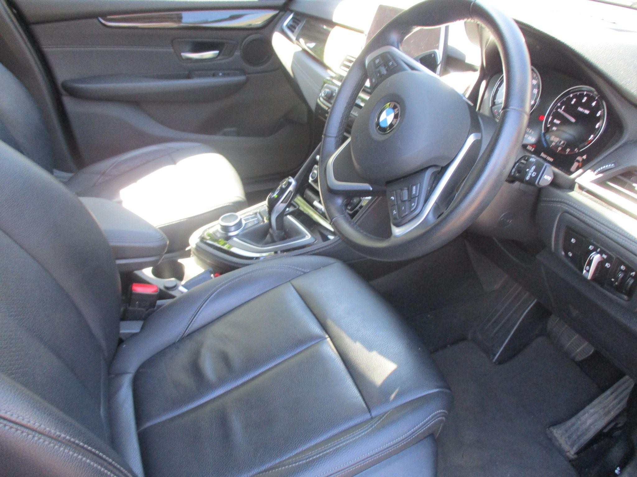 BMW 2 Series Gran Tourer Image 11