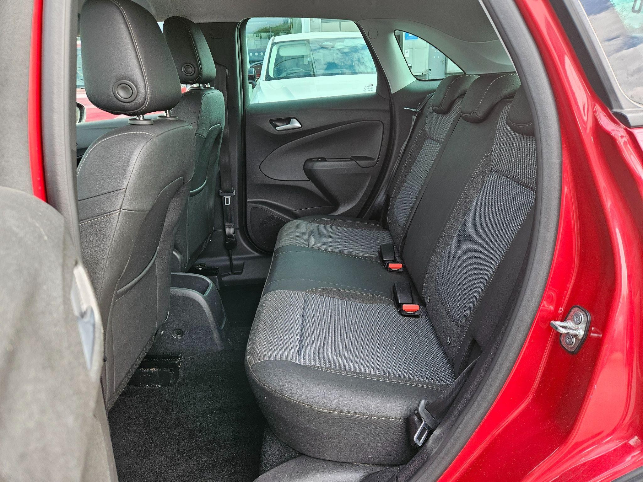 Vauxhall Crossland Image 18