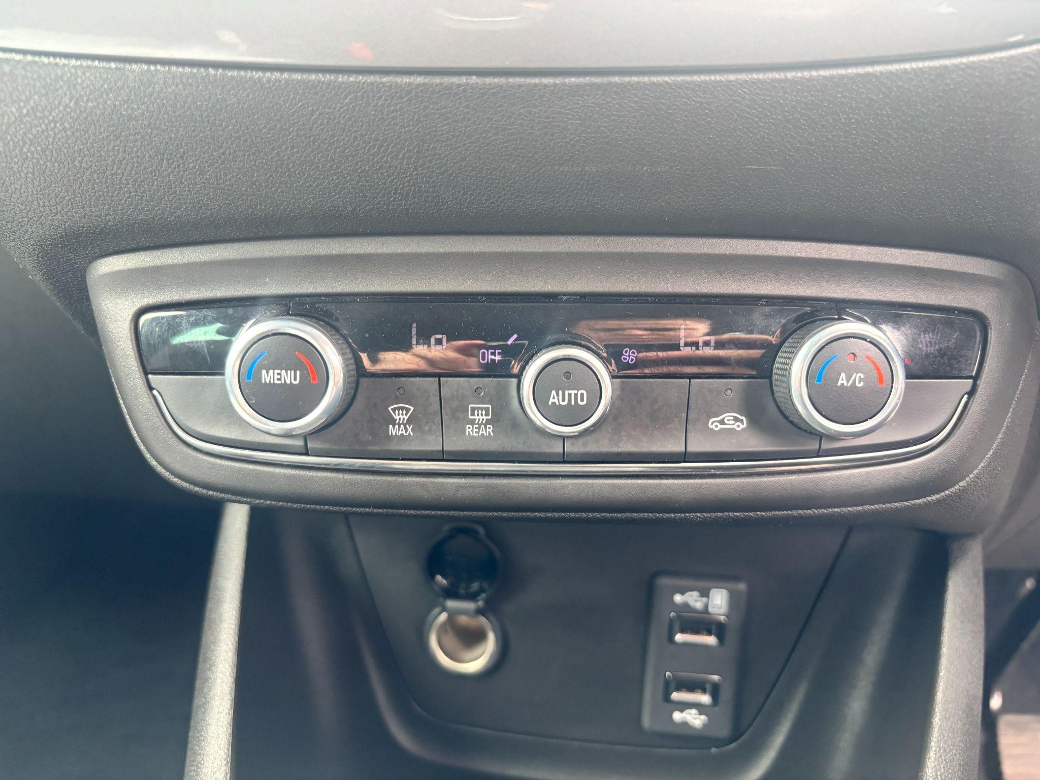 Vauxhall Crossland Image 9