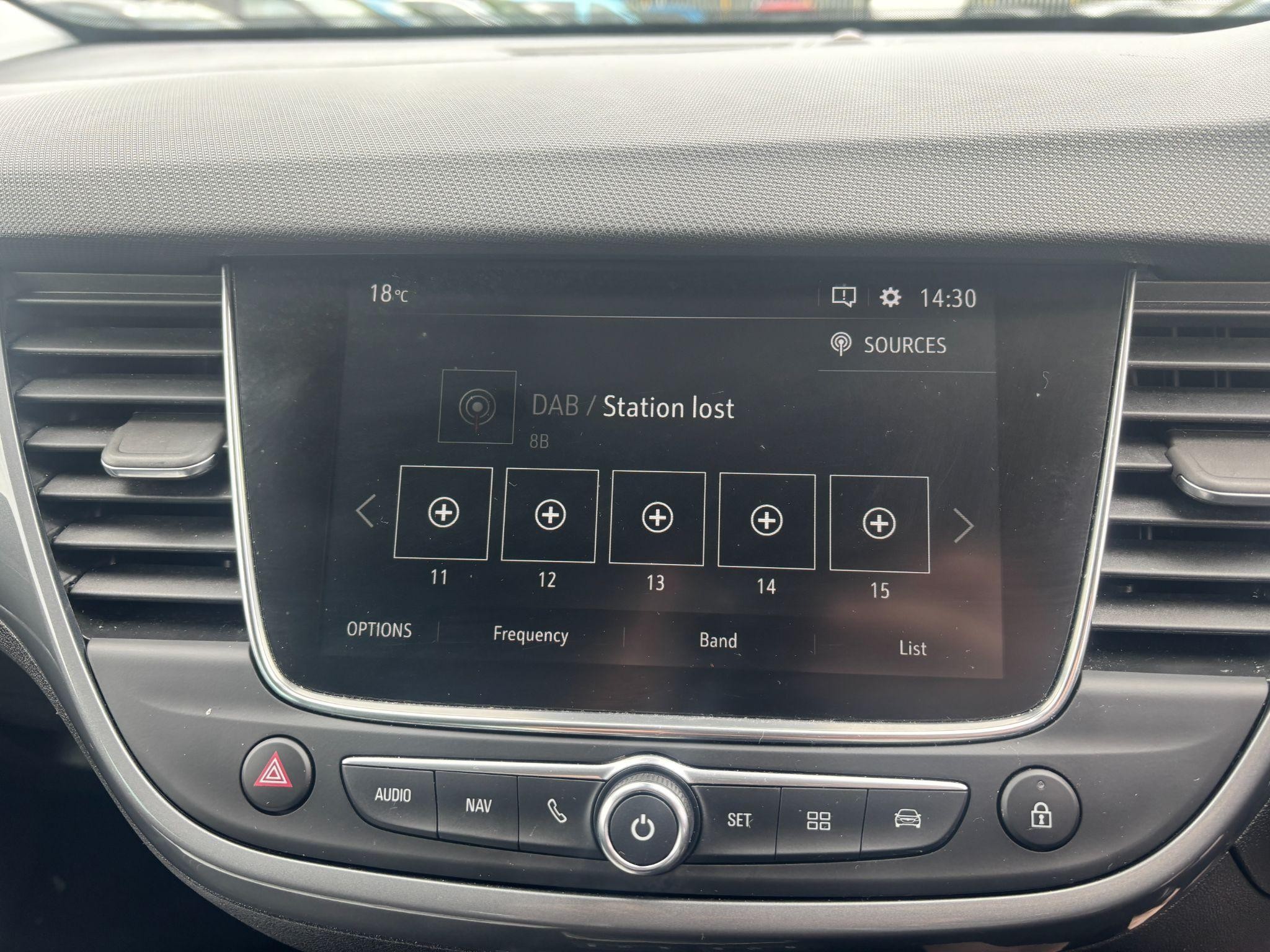 Vauxhall Crossland Image 19