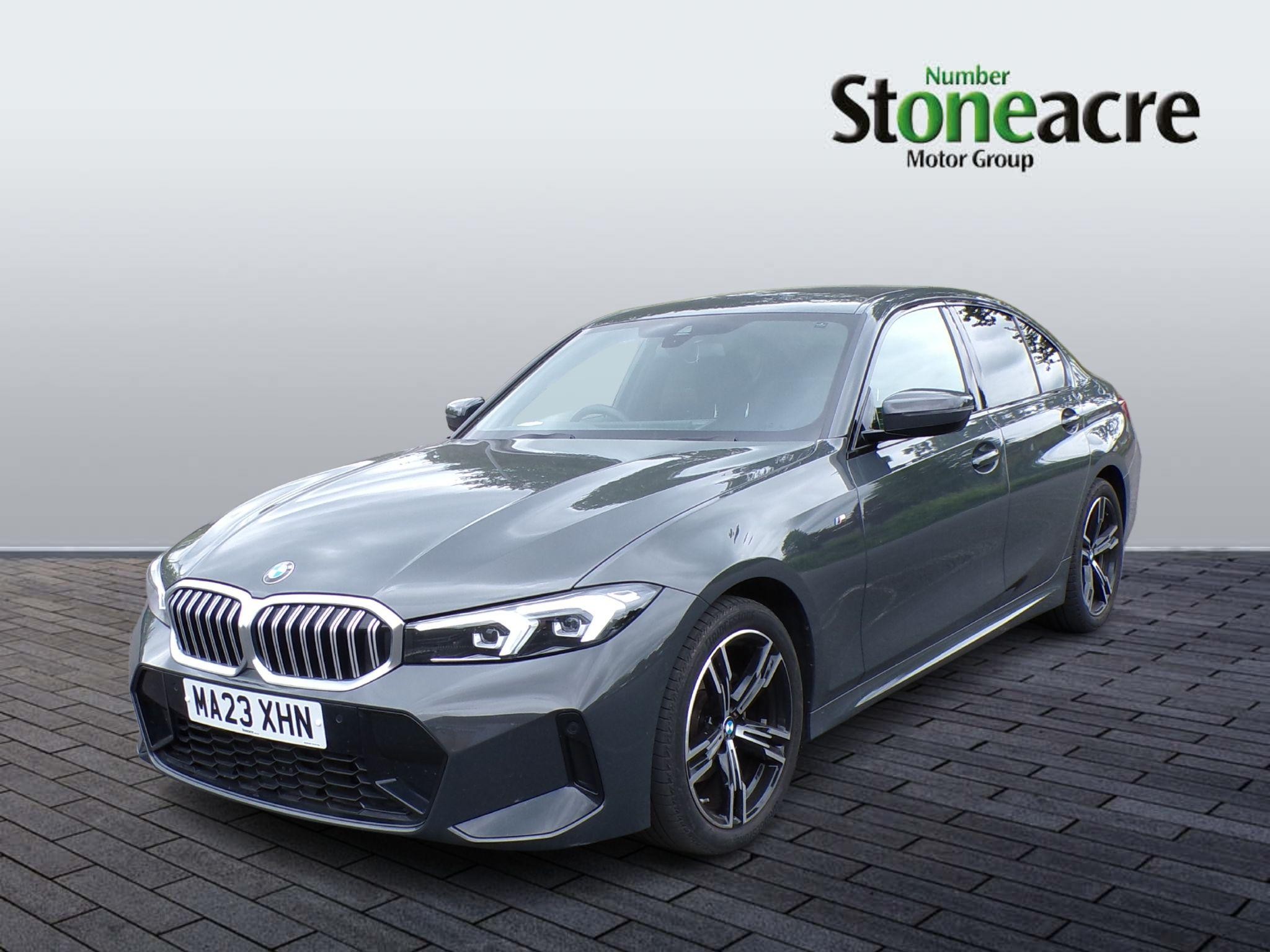 BMW 3 Series Image 7