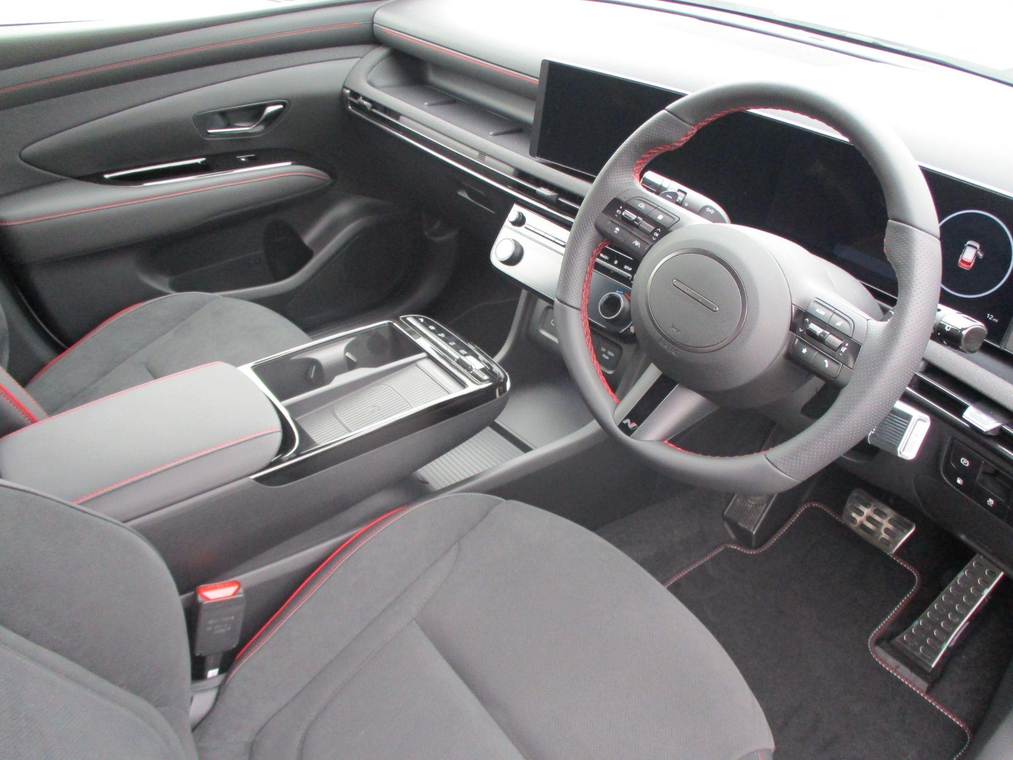 Hyundai TUCSON Image 13