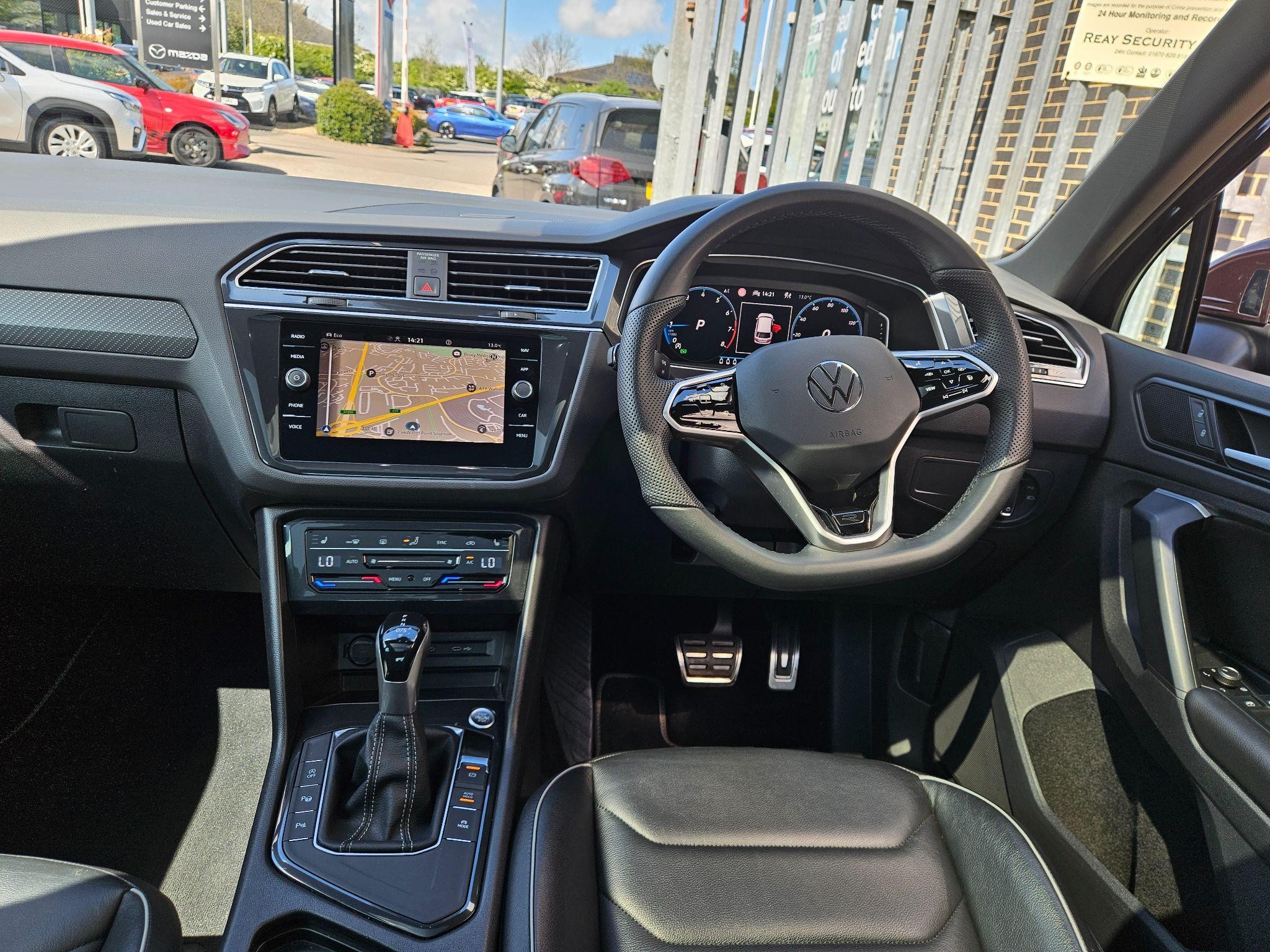 Volkswagen Tiguan Image 12