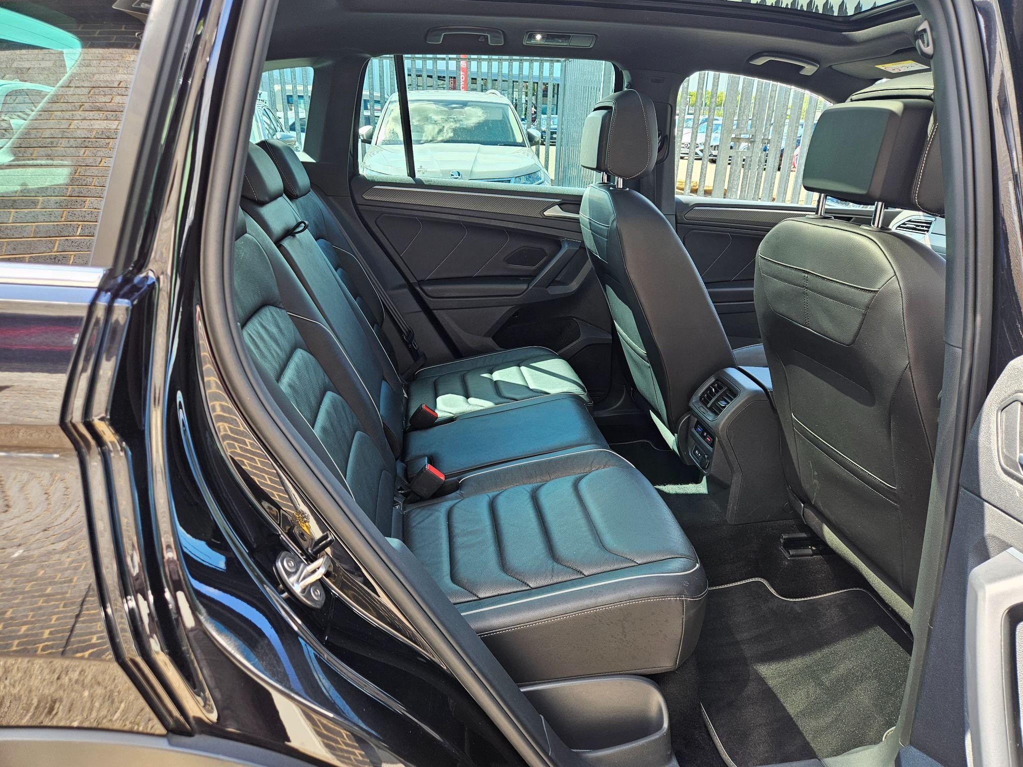 Volkswagen Tiguan Image 18