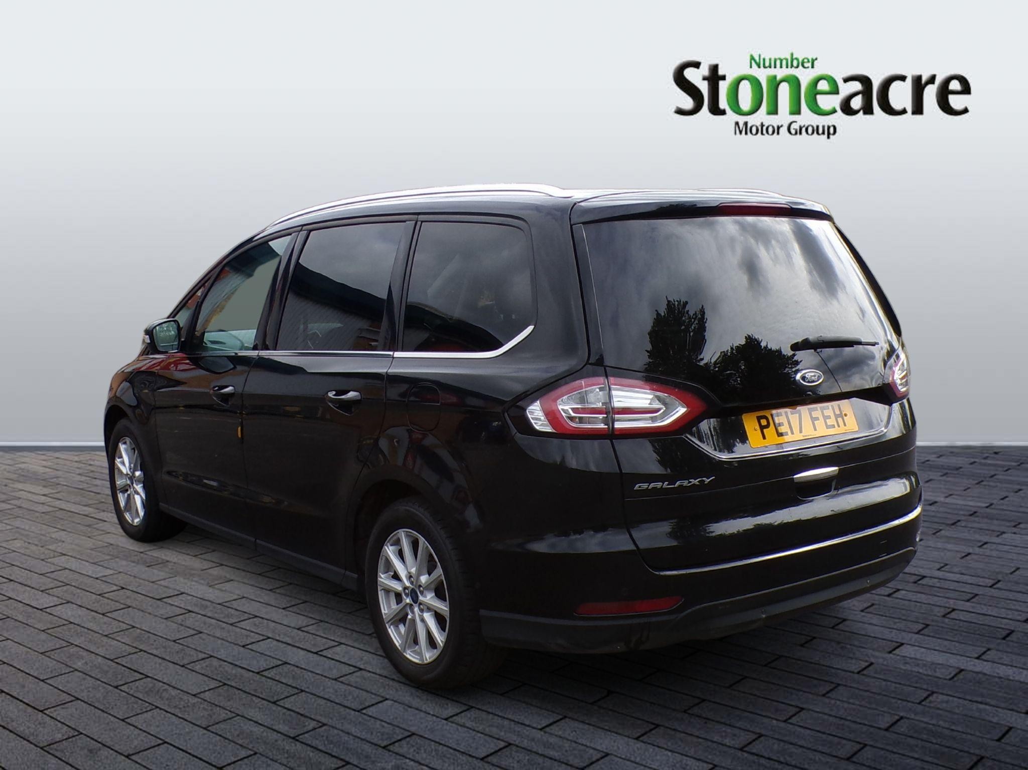 Ford Galaxy Image 5