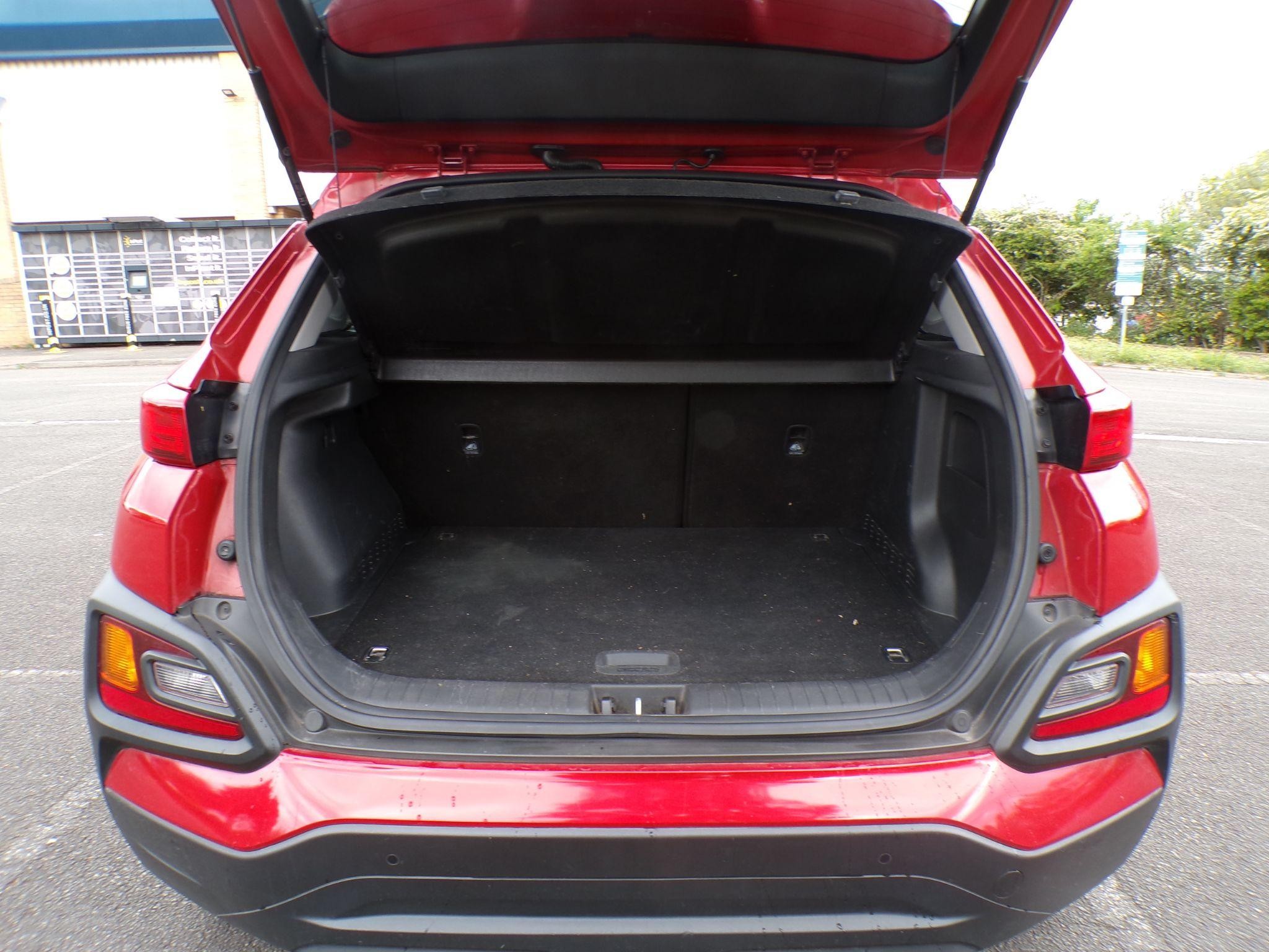 Hyundai KONA Image 10