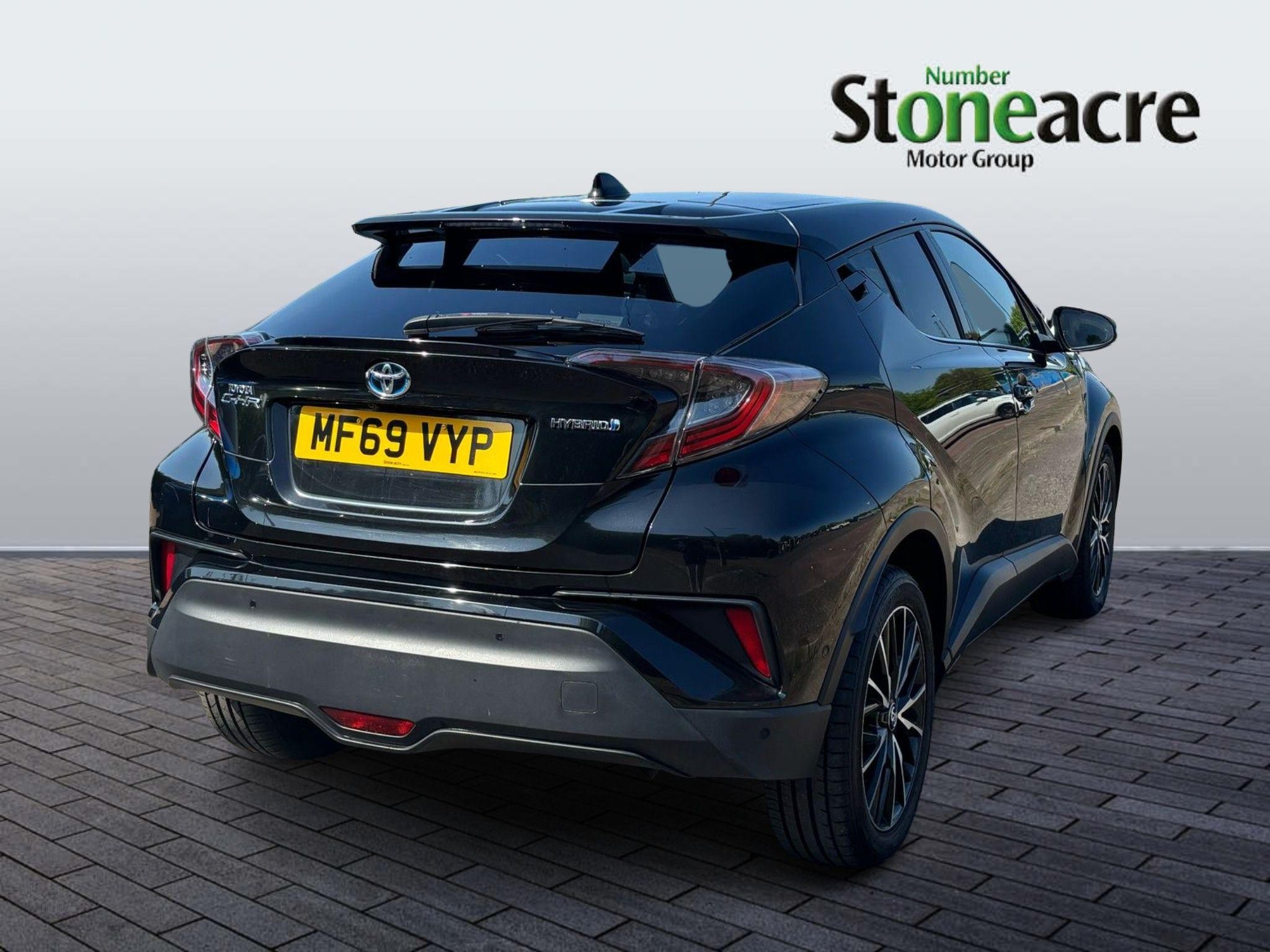 Toyota C-HR Image 7