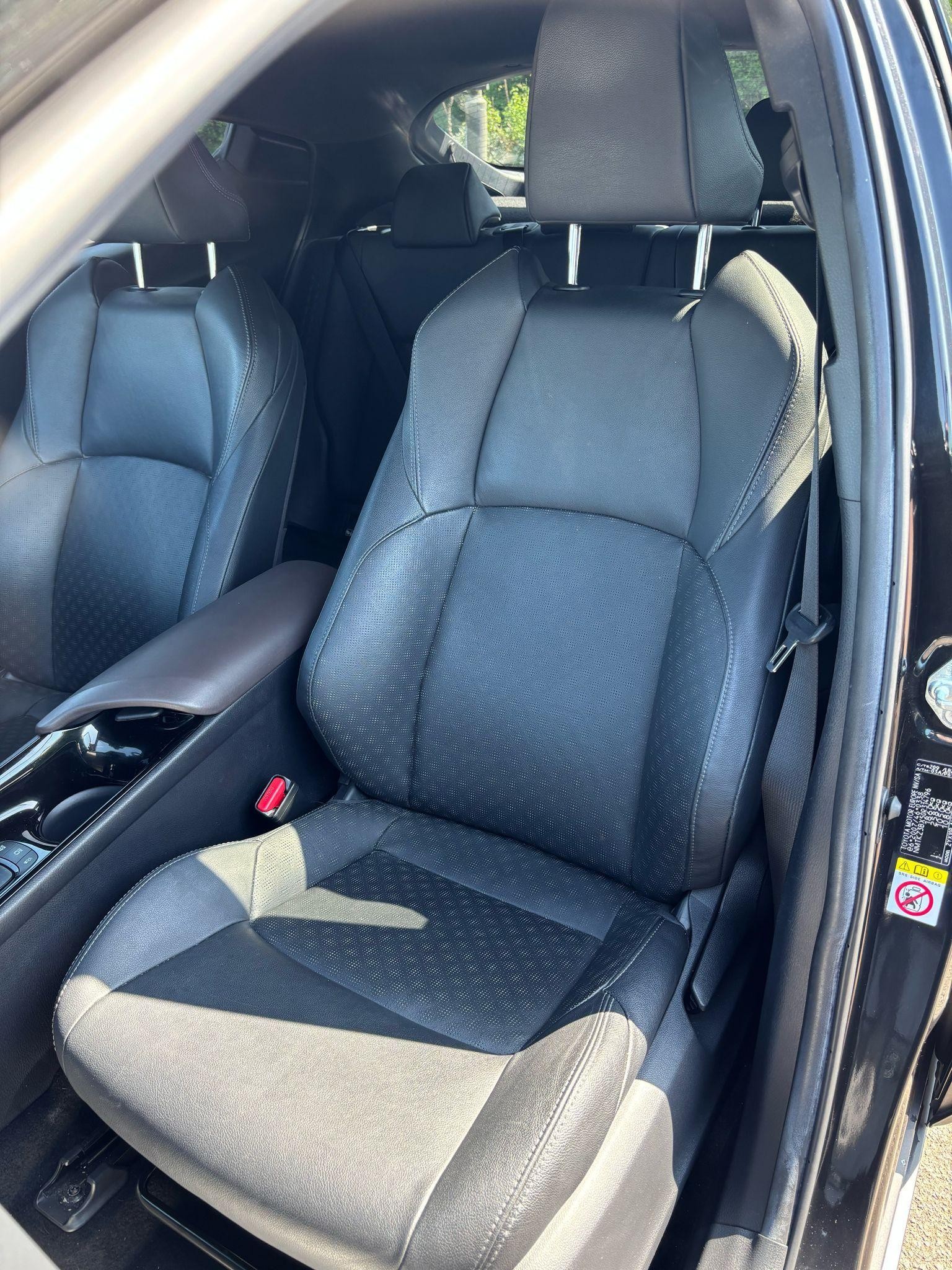 Toyota C-HR Image 13