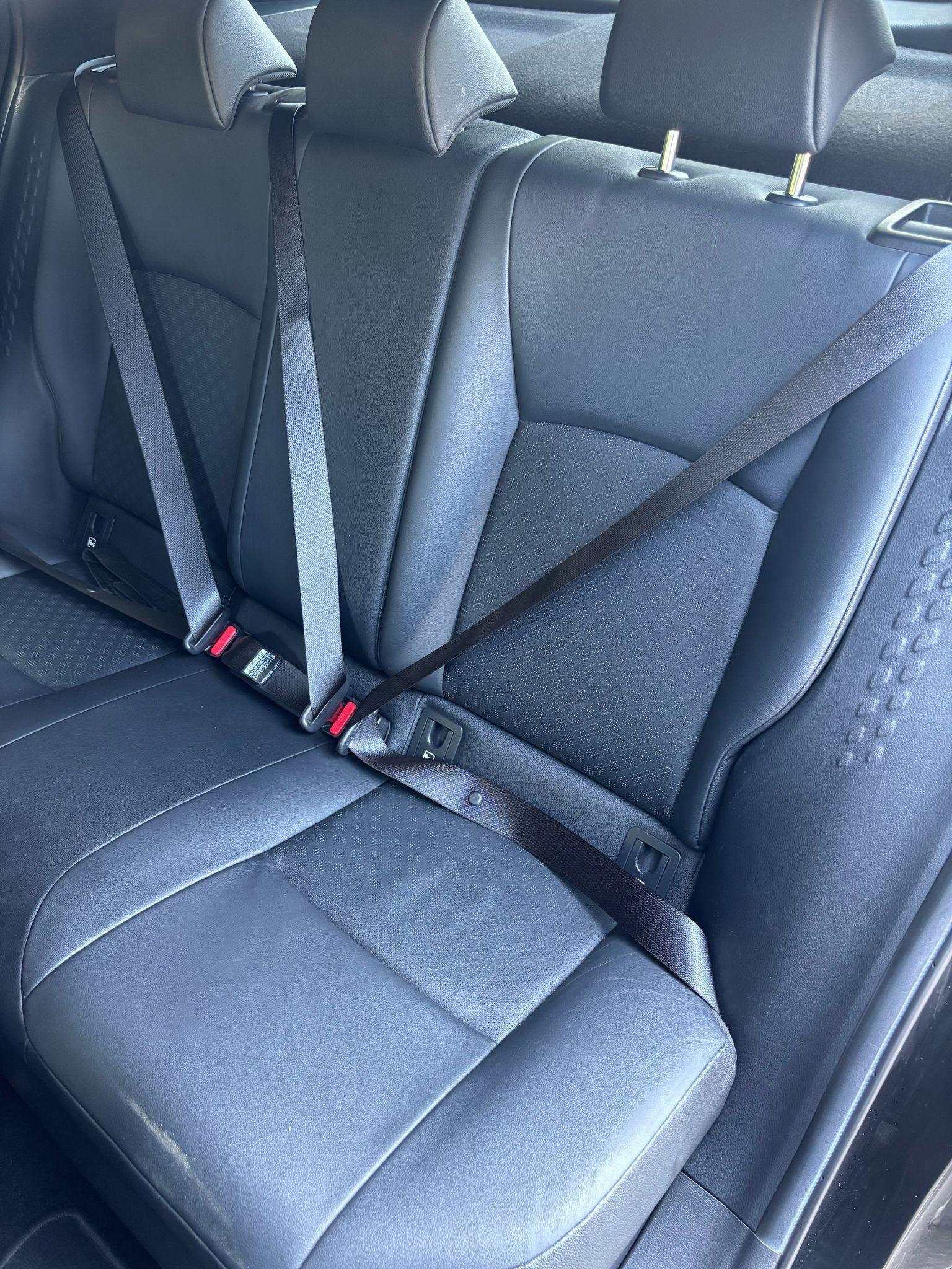 Toyota C-HR Image 14