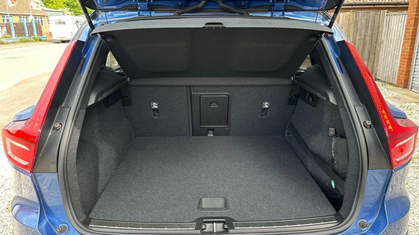 Volvo XC40 Image 17