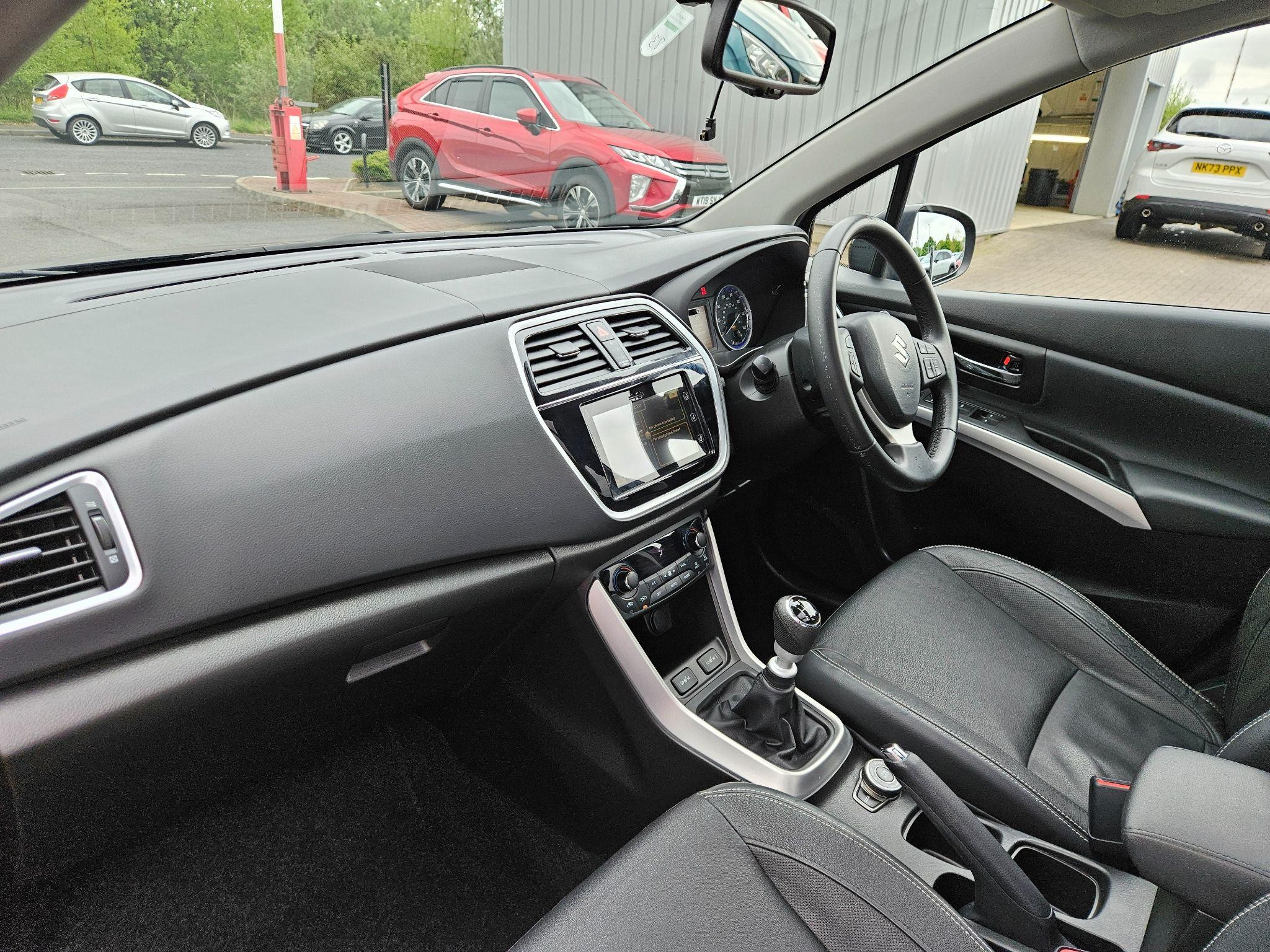 Suzuki SX4 S-Cross Image 13