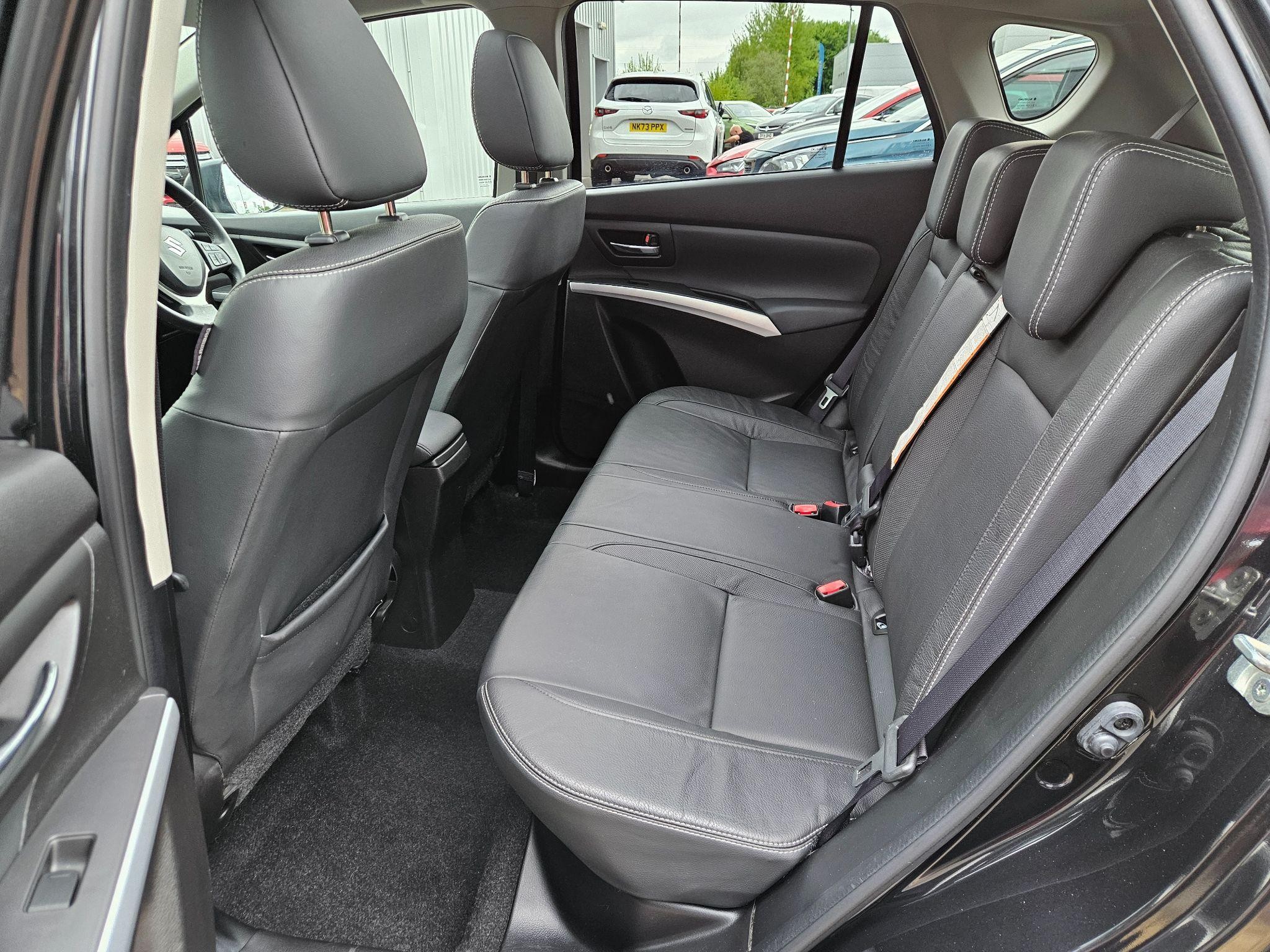 Suzuki SX4 S-Cross Image 18