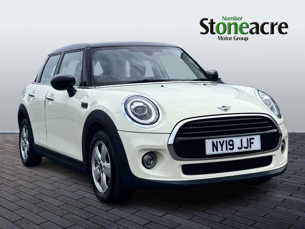 MINI Hatch Image 1