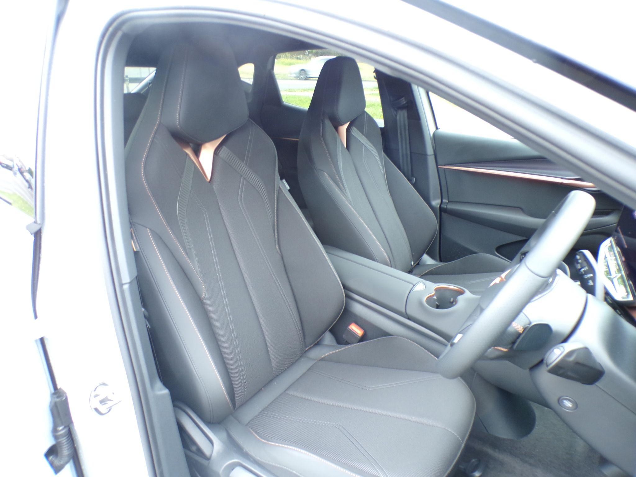 CUPRA Tavascan Image 12
