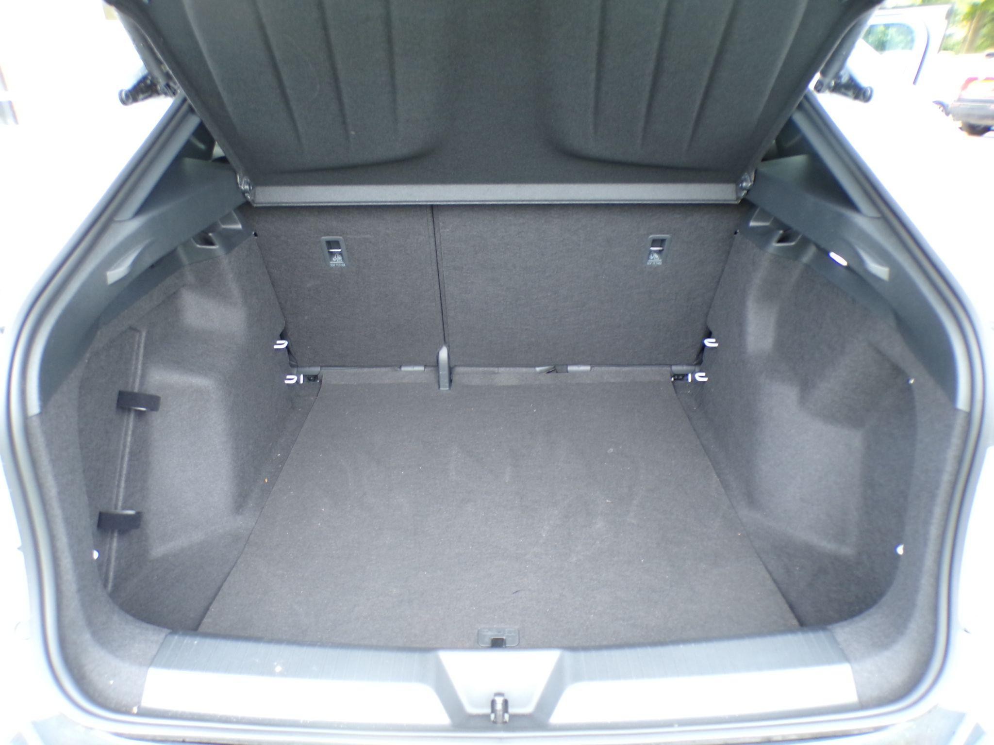 CUPRA Tavascan Image 32