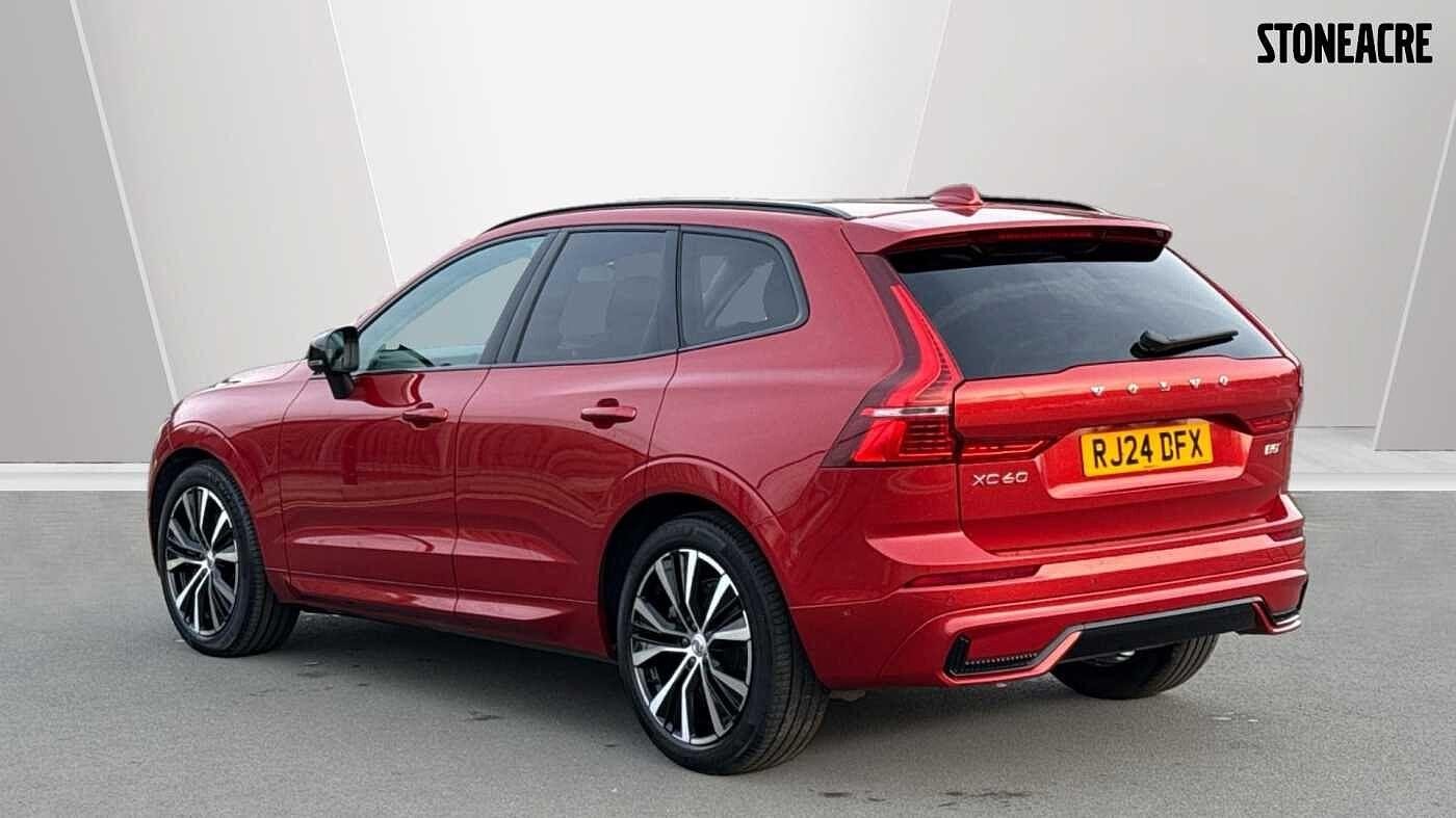 Volvo XC60 Image 2