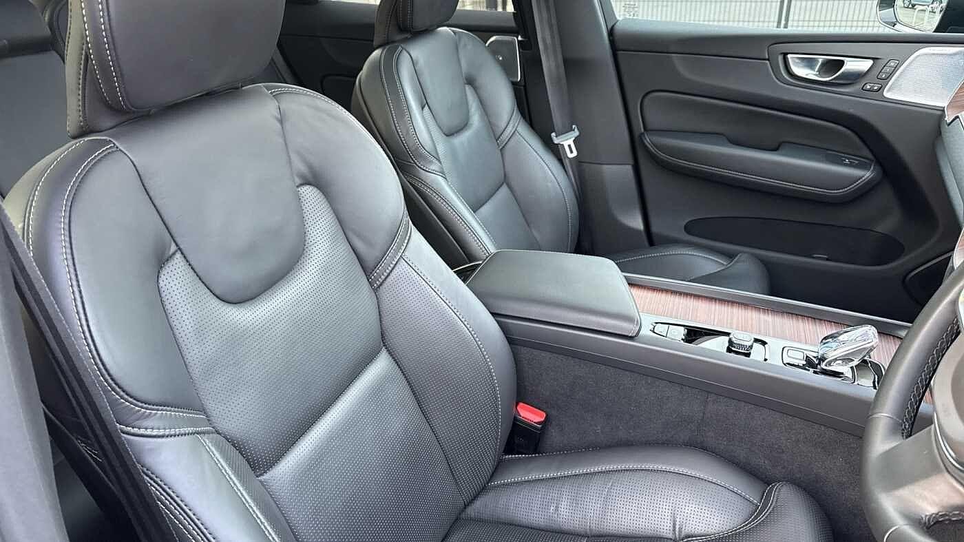 Volvo XC60 Image 10