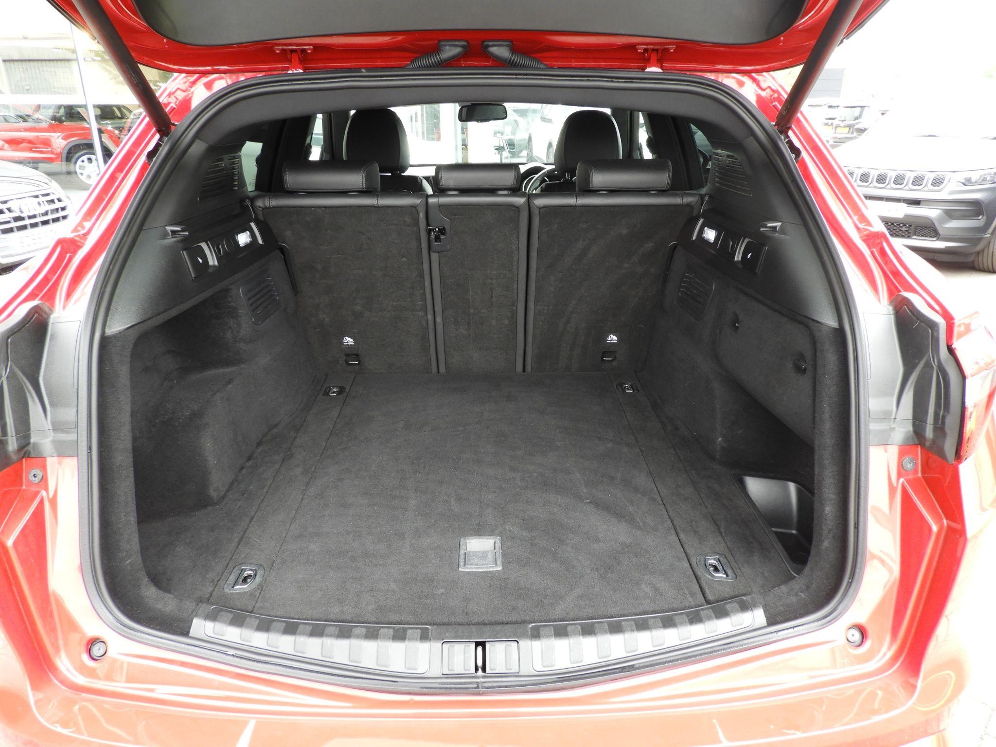 Alfa Romeo Stelvio Image 10