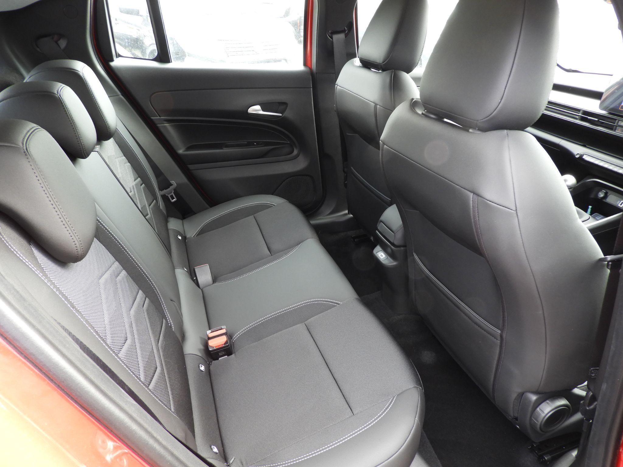 Jeep Avenger Image 14