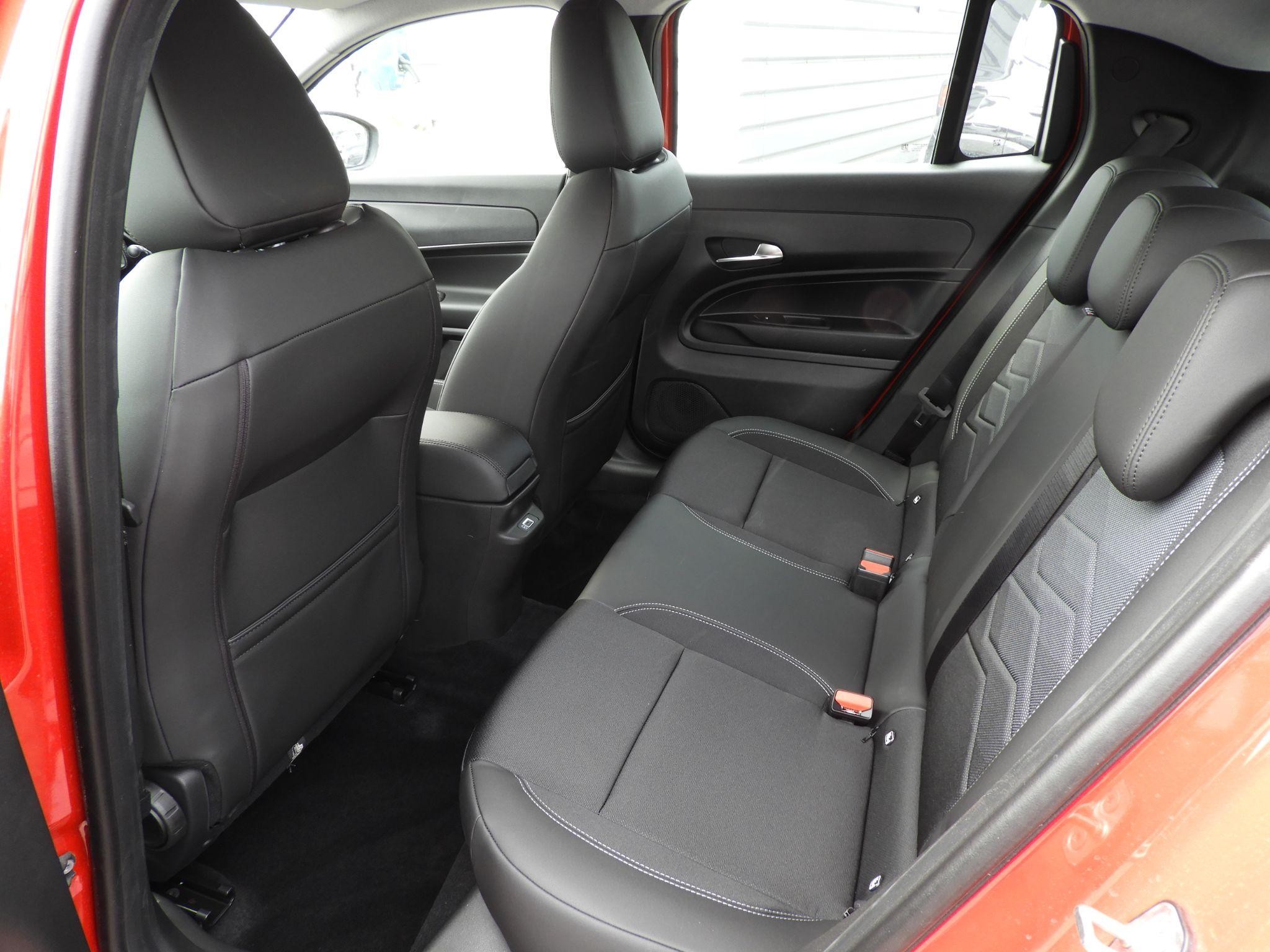 Jeep Avenger Image 15