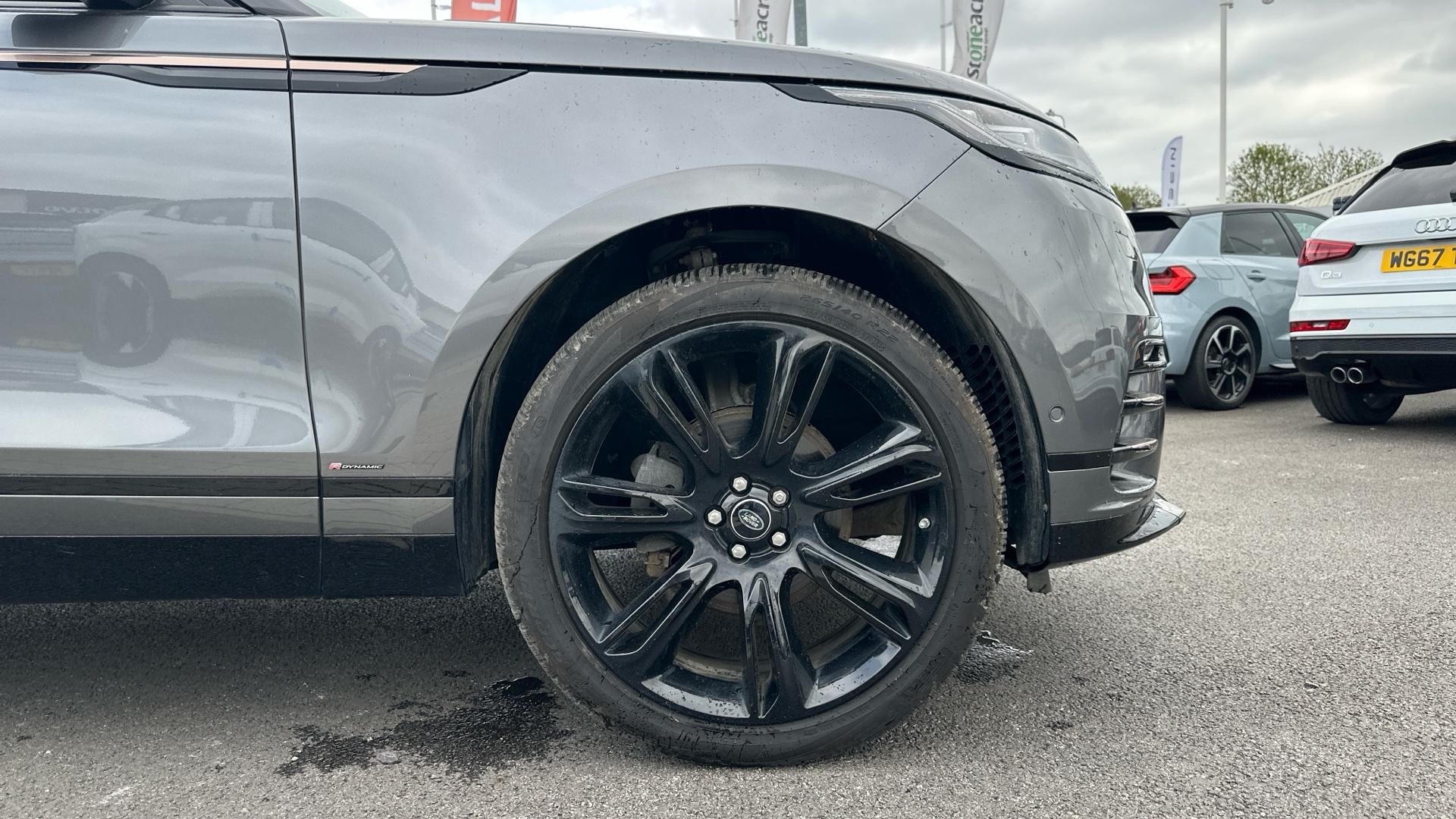 Land Rover Range Rover Velar Image 9