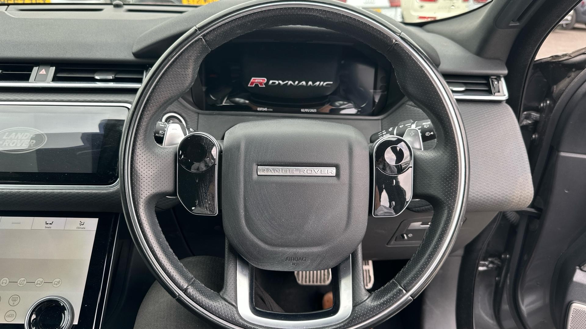 Land Rover Range Rover Velar Image 10