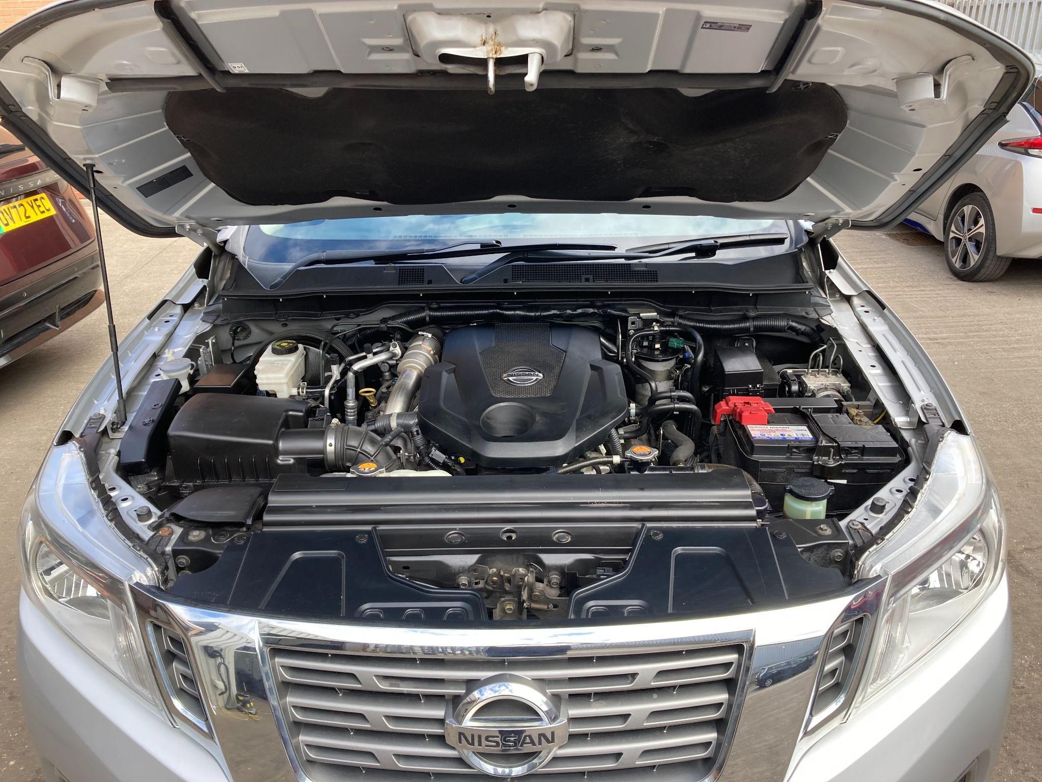 Nissan Navara Image 15
