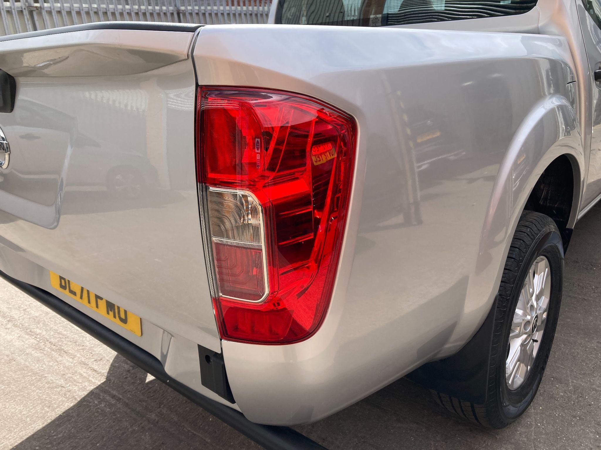 Nissan Navara Image 26