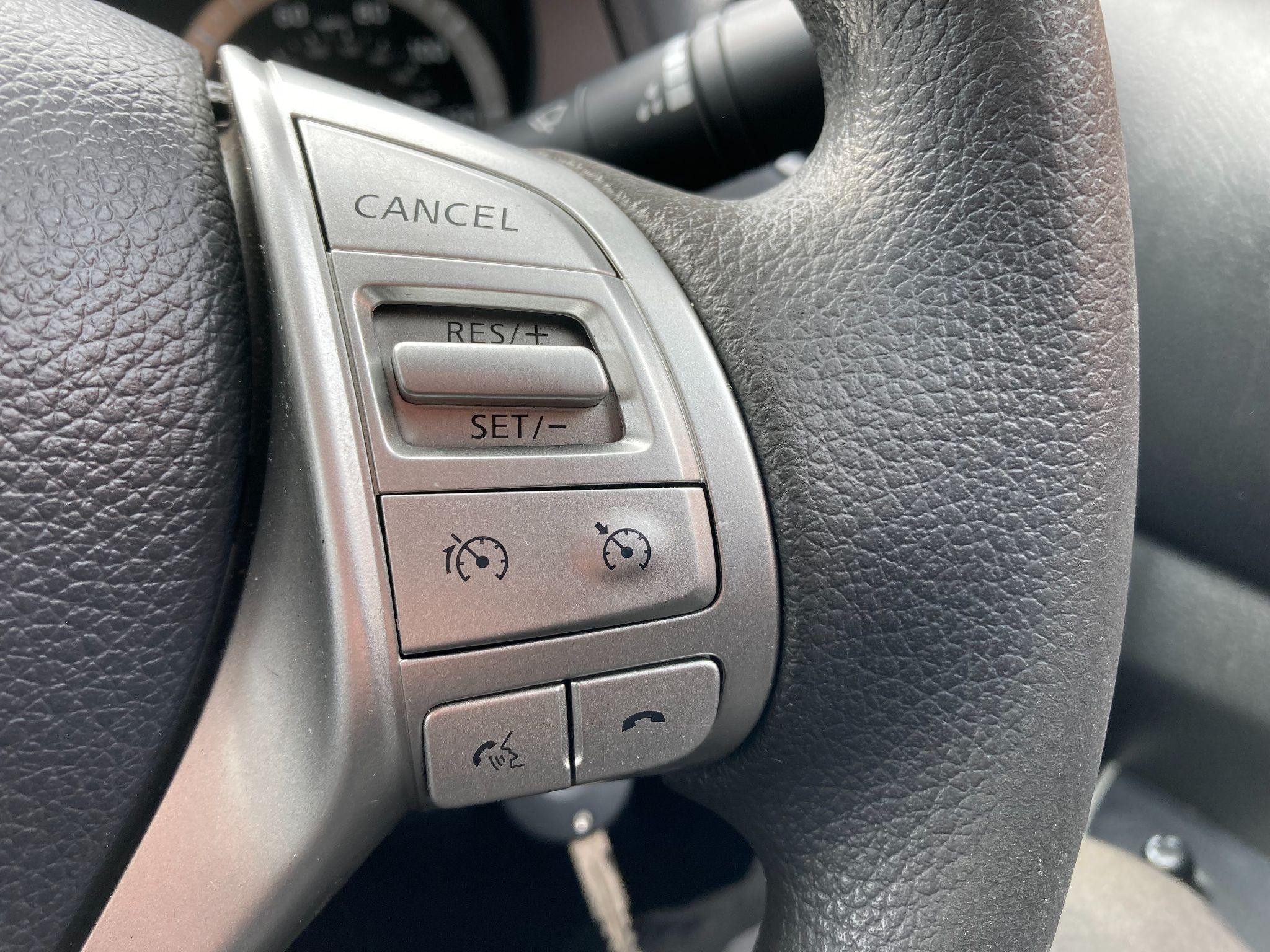Nissan Navara Image 39