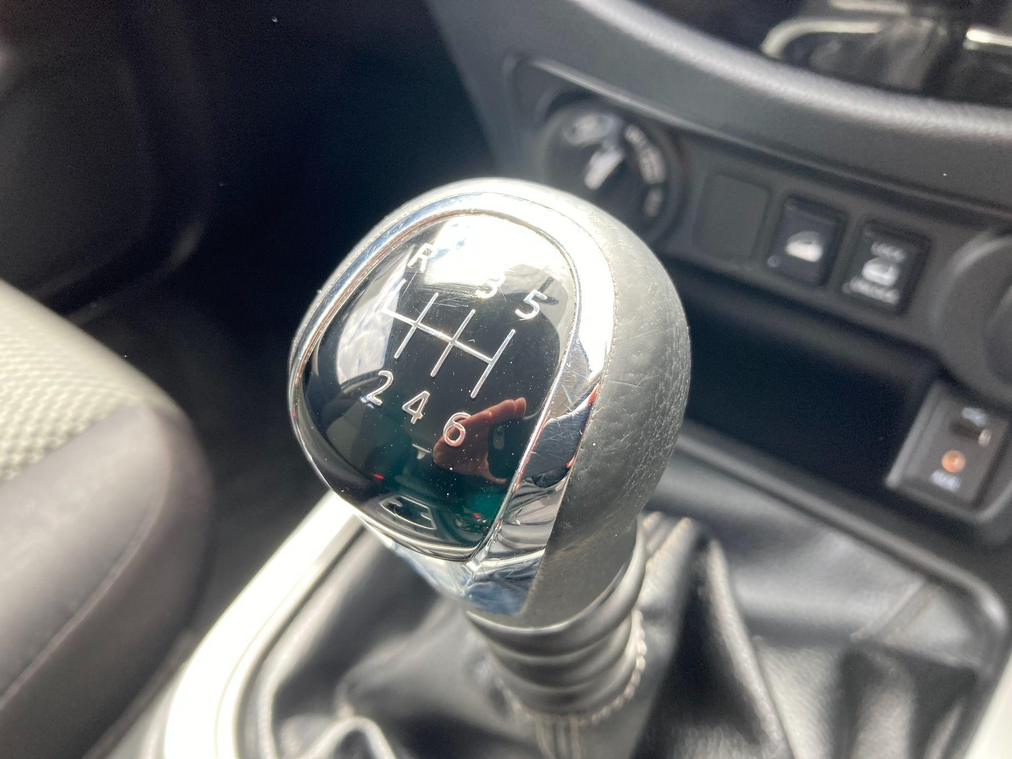 Nissan Navara Image 45