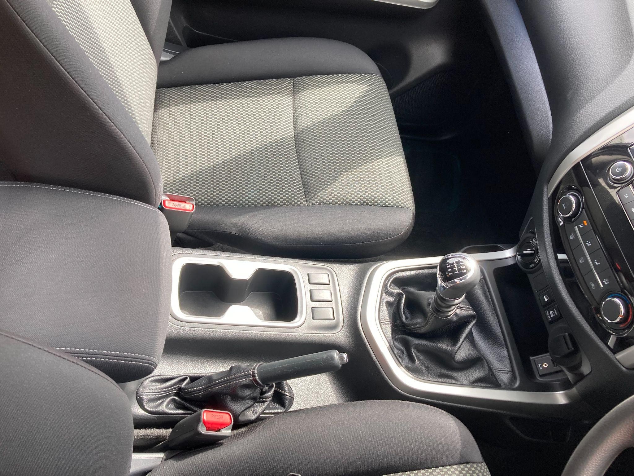 Nissan Navara Image 46