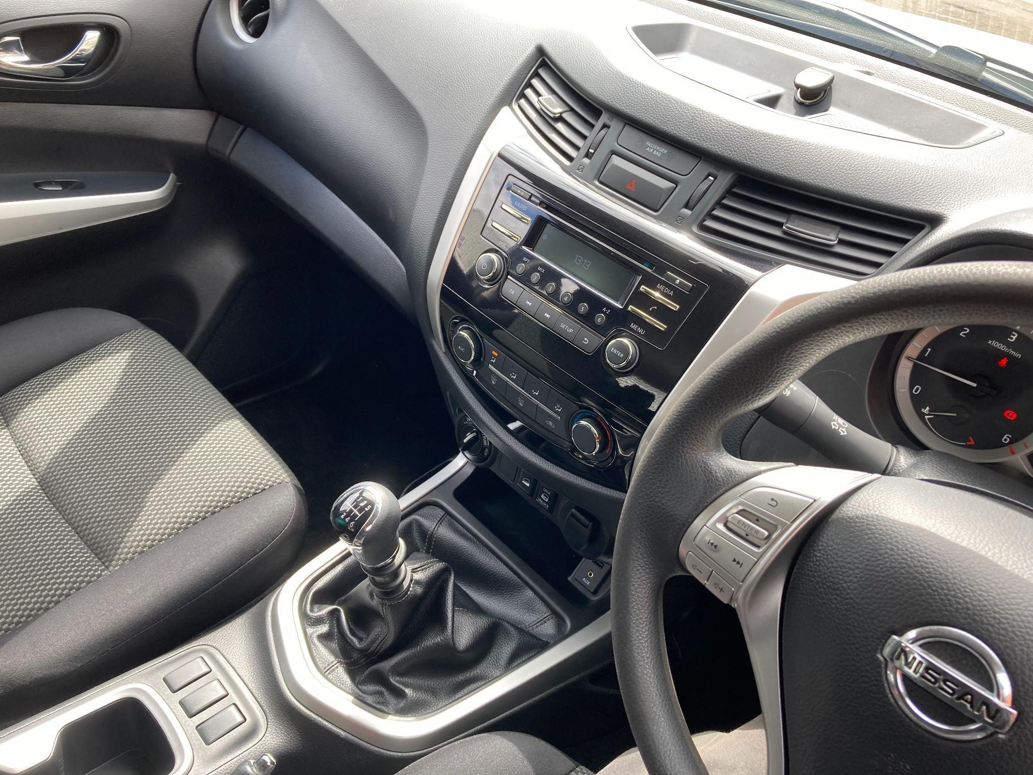 Nissan Navara Image 47