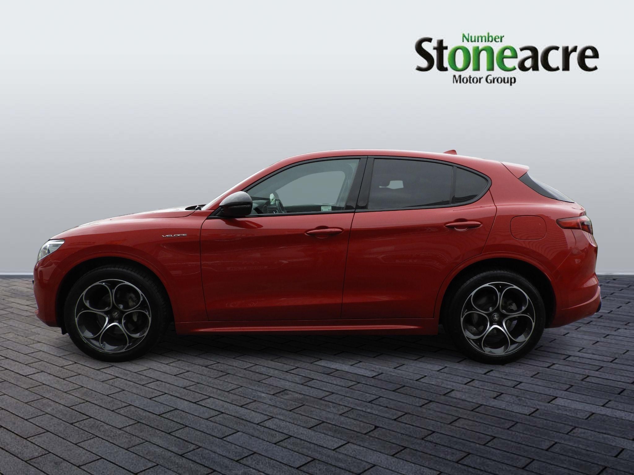 Alfa Romeo Stelvio Image 6