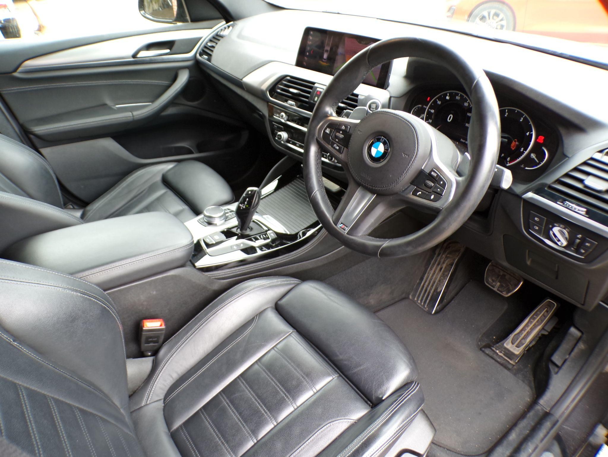 BMW X4 Image 11