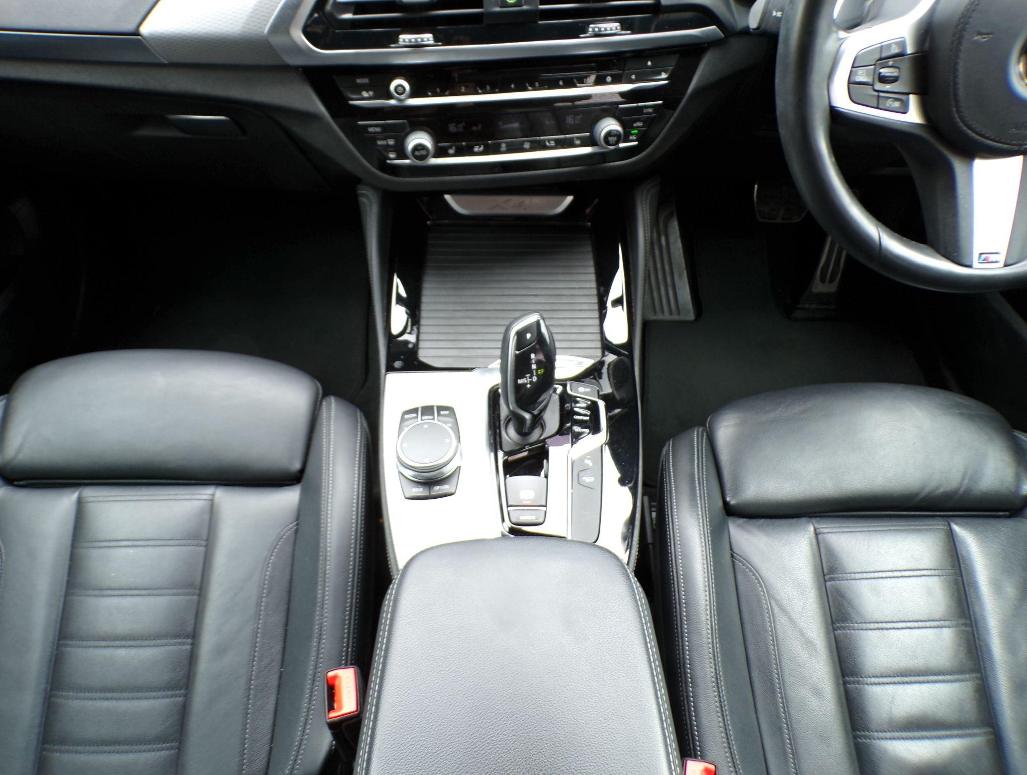 BMW X4 Image 18