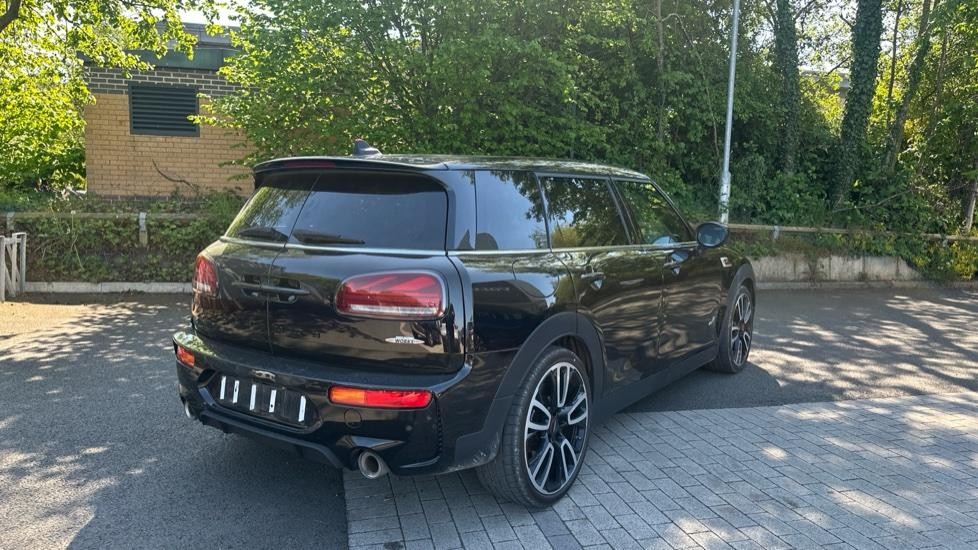 MINI Clubman Image 2
