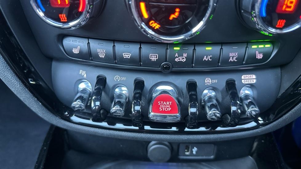 MINI Clubman Image 17