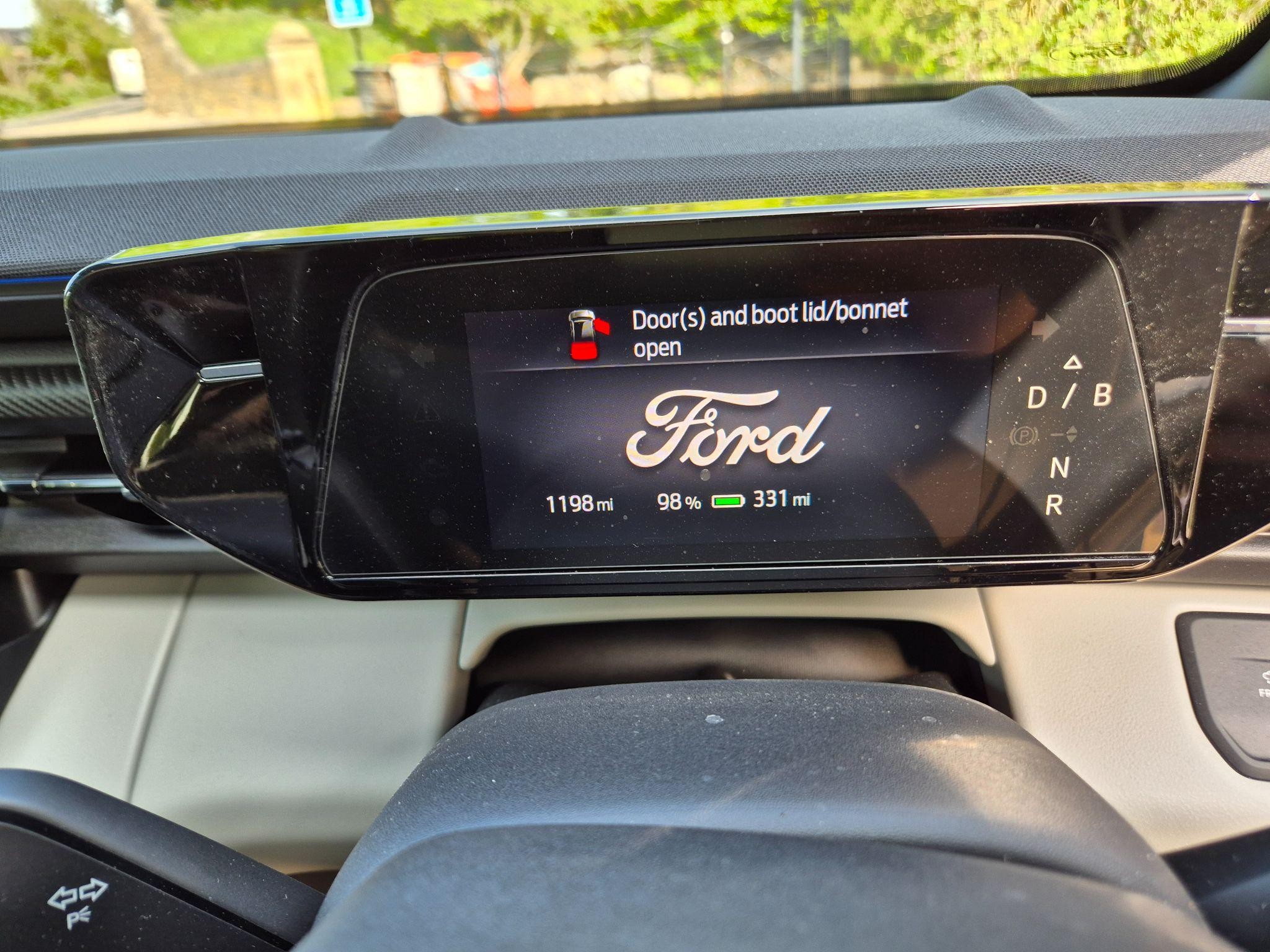 Ford Explorer Image 11