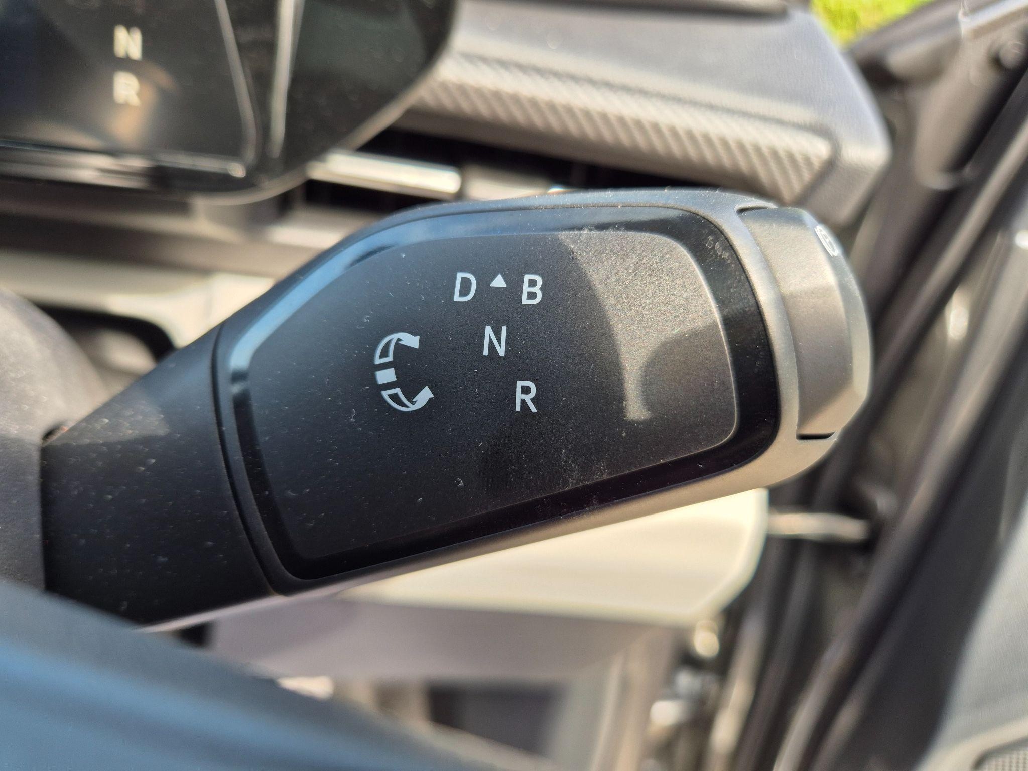 Ford Explorer Image 30