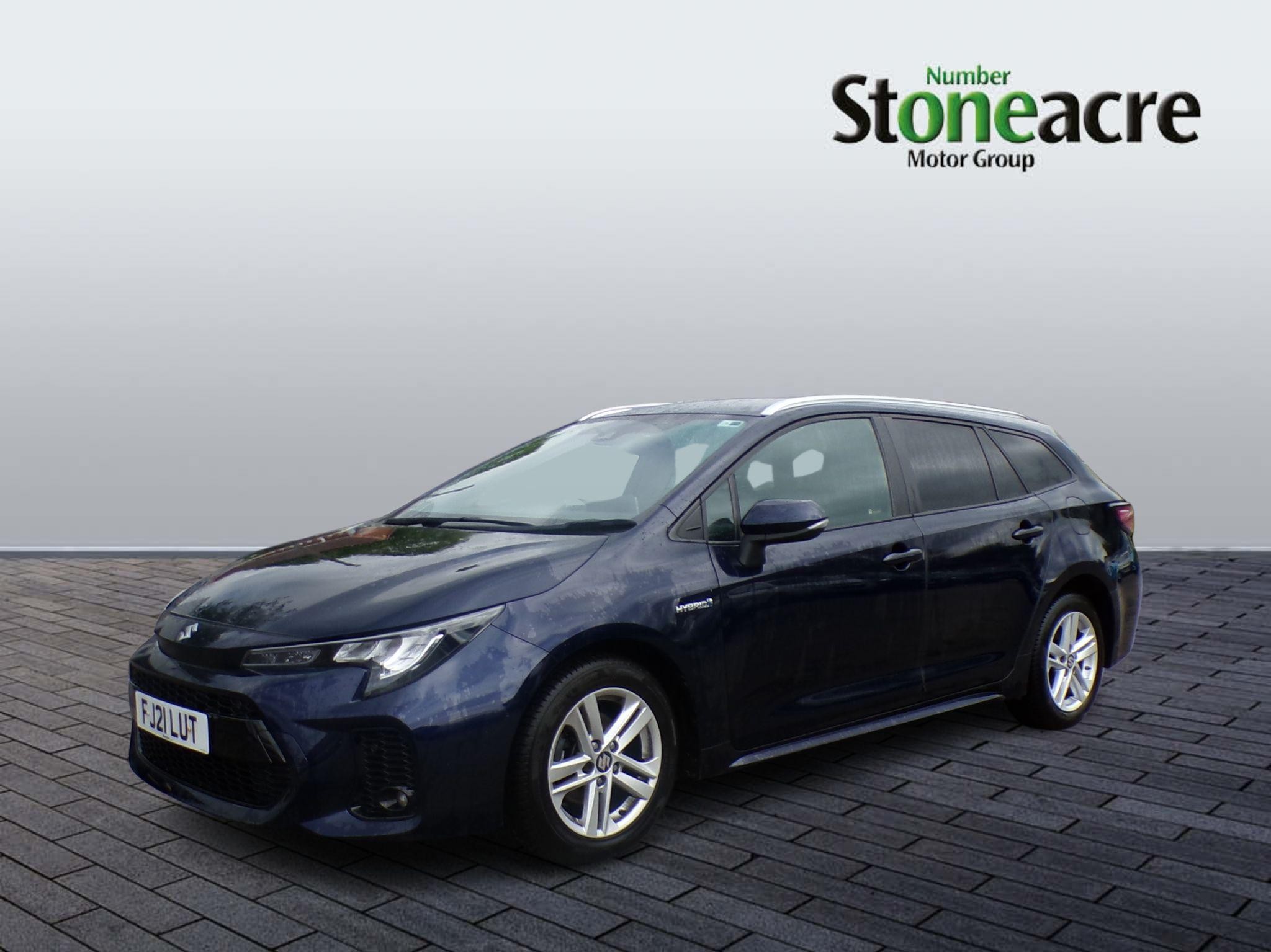 Suzuki Swace Image 3