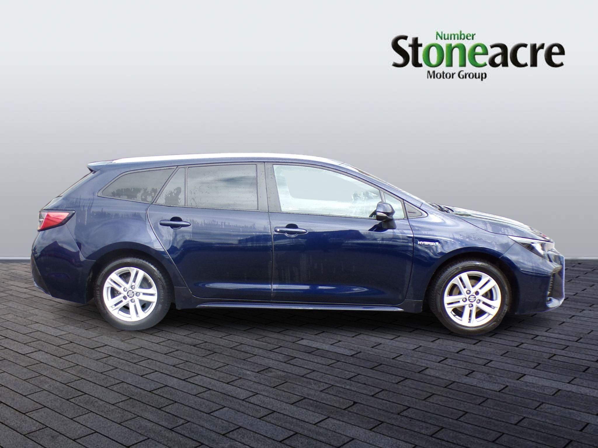 Suzuki Swace Image 7