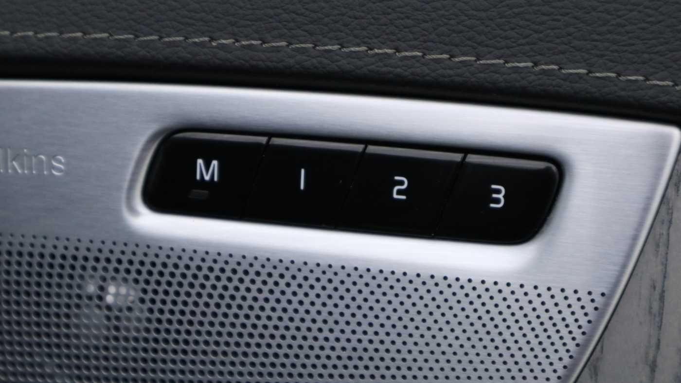 Volvo XC90 Image 25