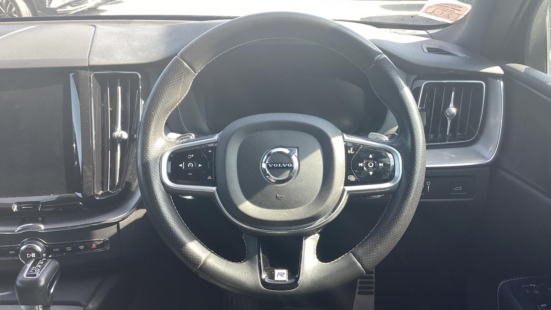 Volvo XC60 Image 10