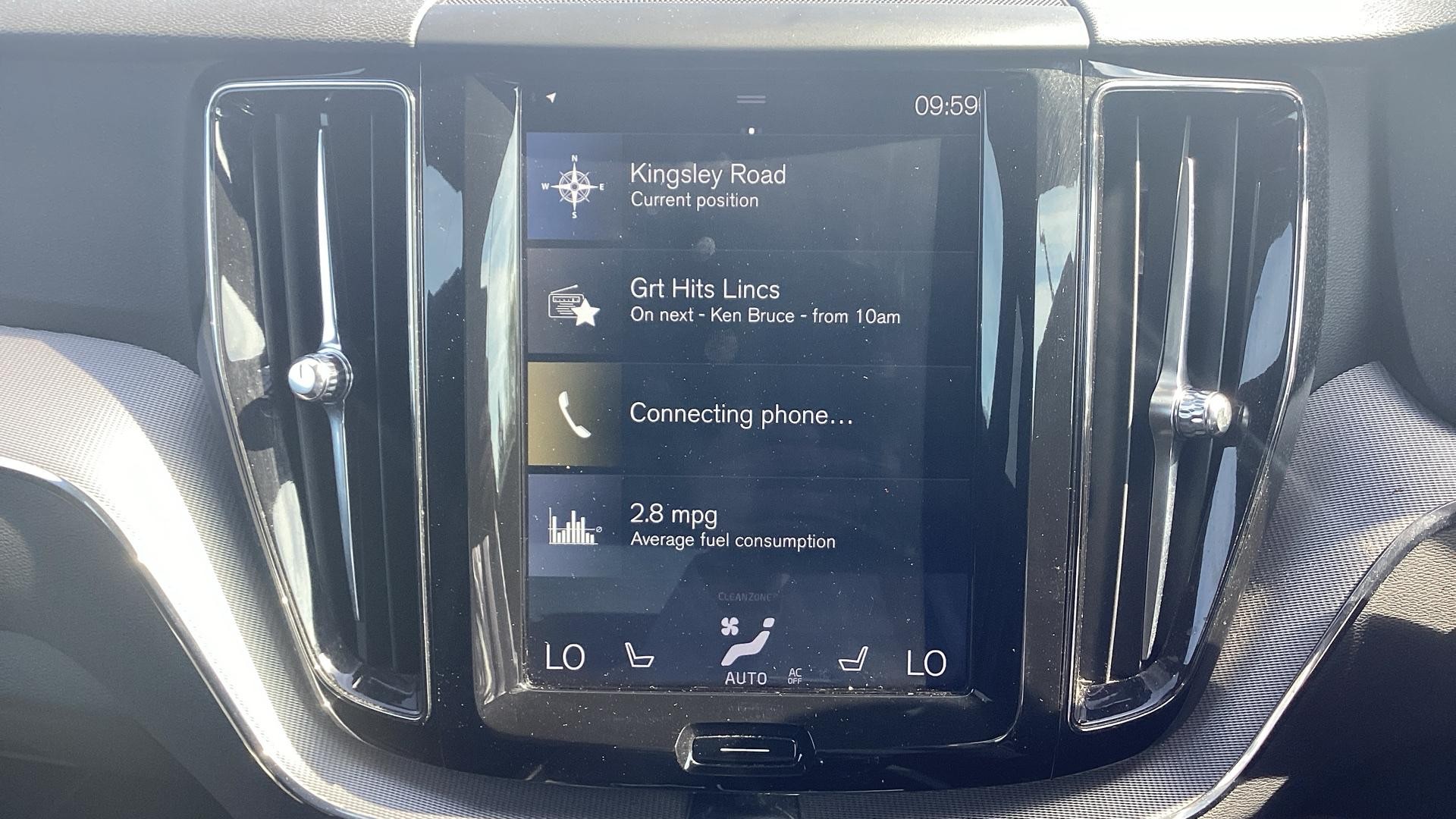 Volvo XC60 Image 12