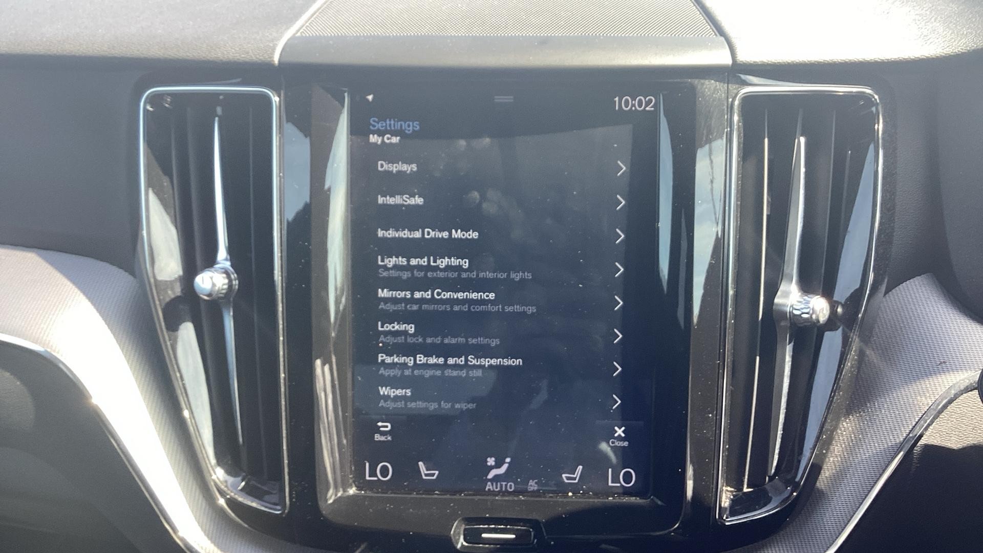 Volvo XC60 Image 32
