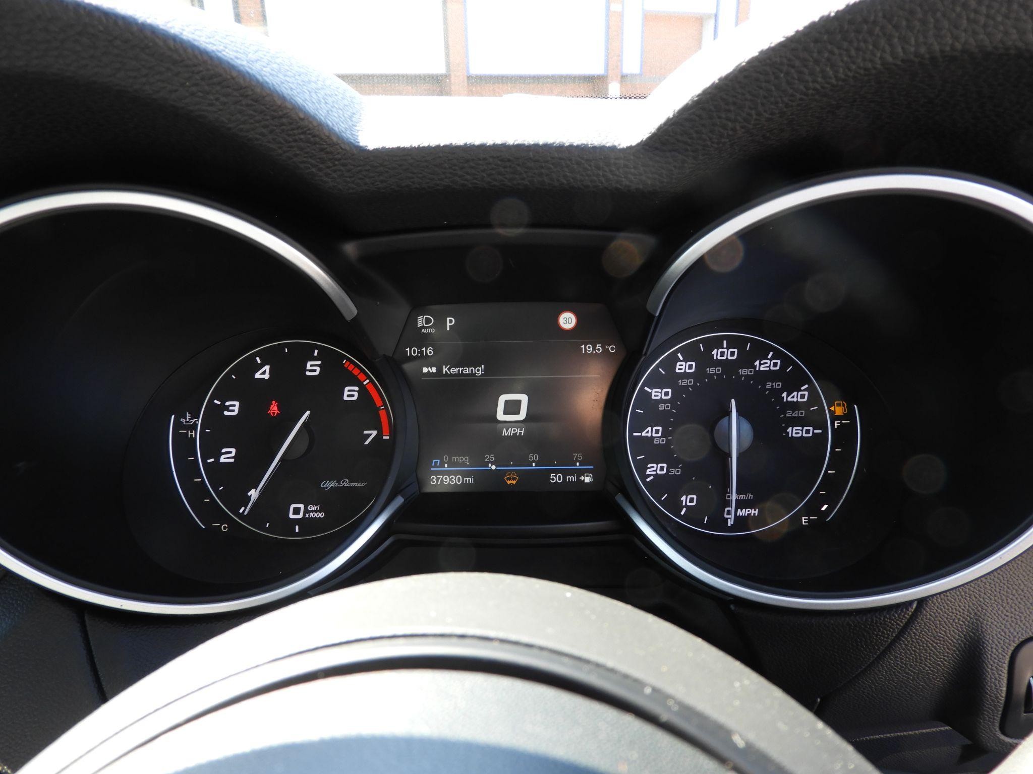 Alfa Romeo Stelvio Image 19